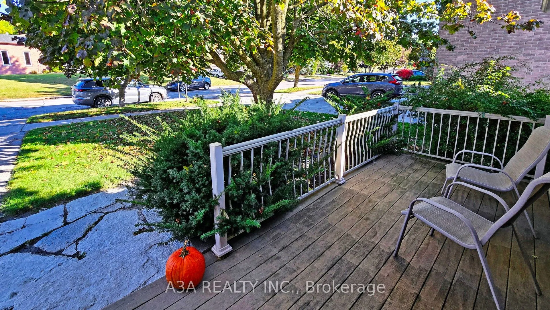 17 Beckett Avenue