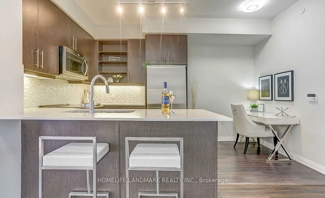 65 Oneida Crescent, #LPH03