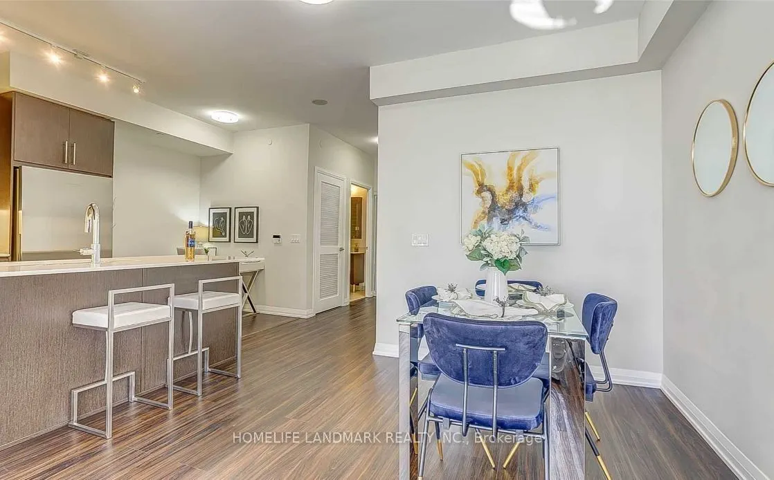 65 Oneida Crescent, #LPH03