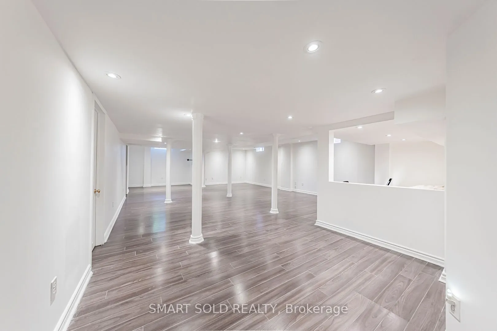 140 English Oak Drive