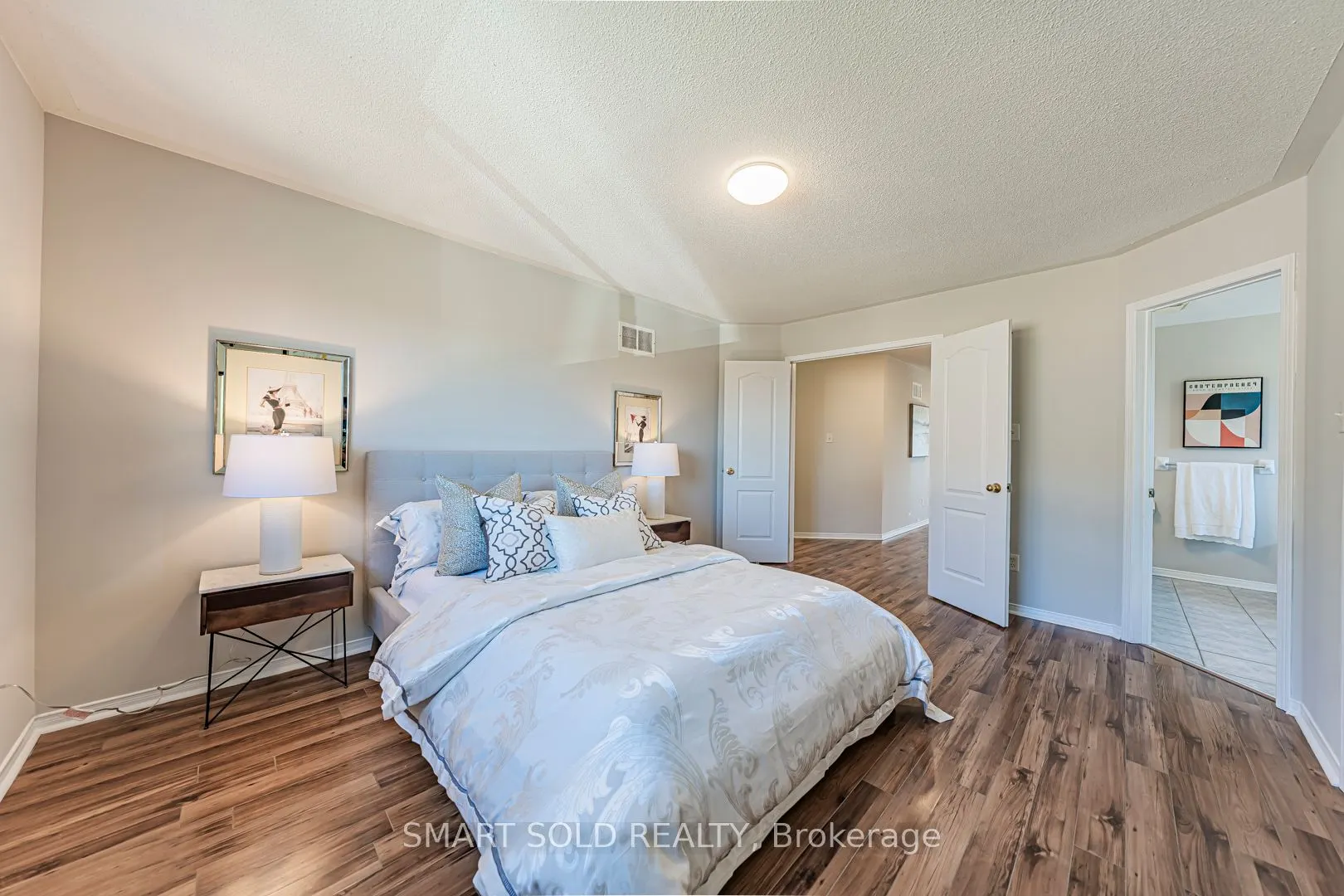 140 English Oak Drive