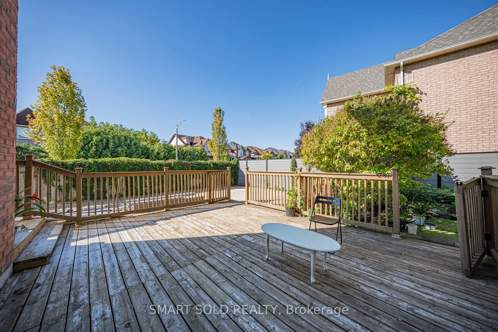 140 English Oak Drive