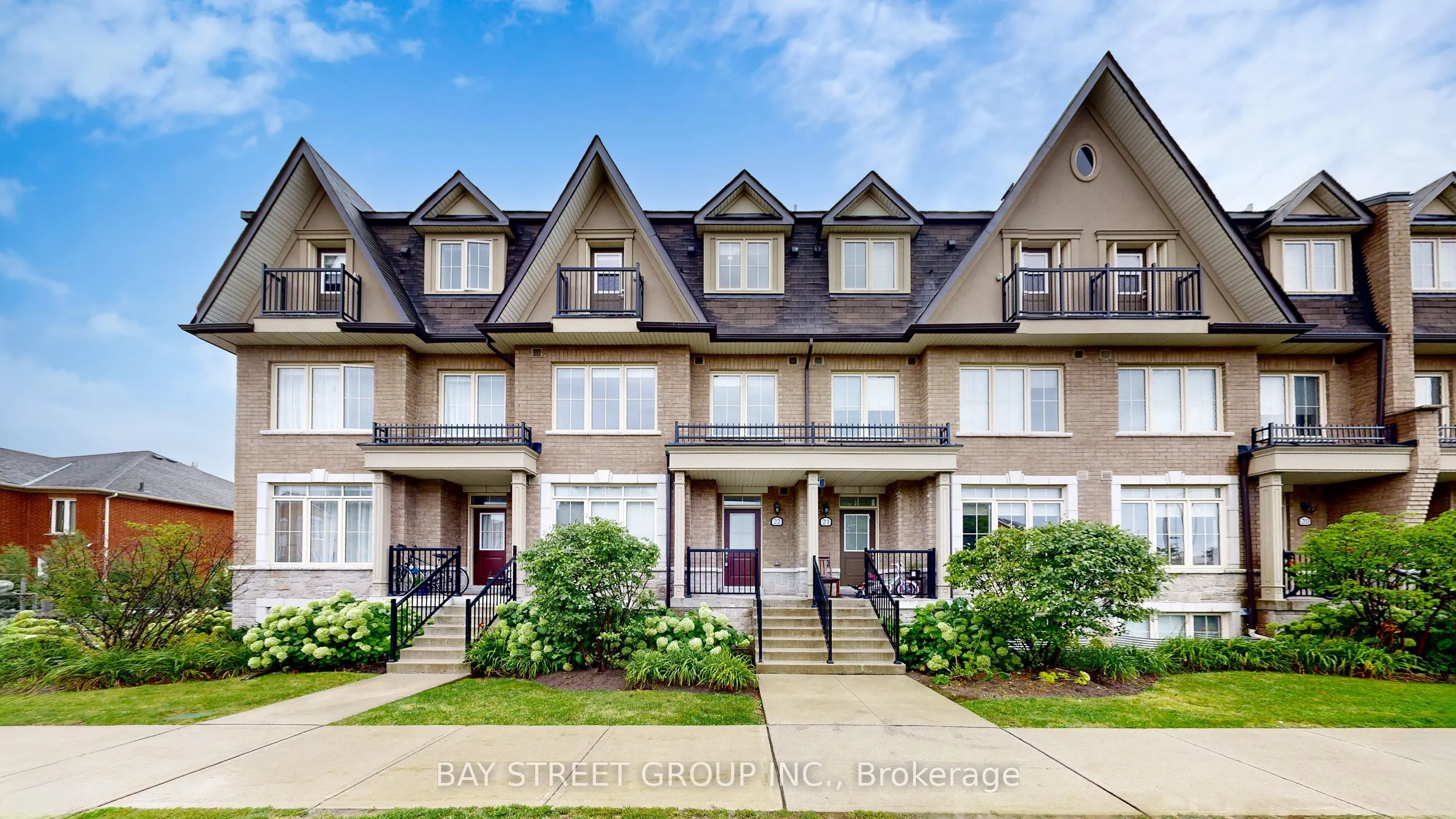 181 PARKTREE Drive, #22