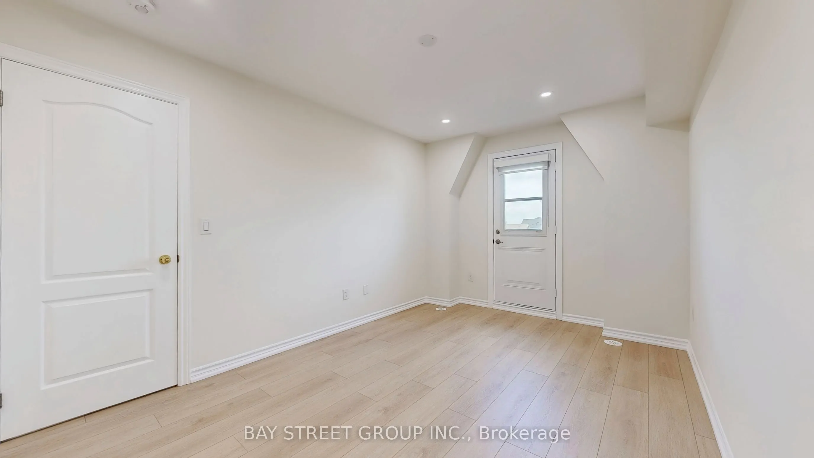181 PARKTREE Drive, #22