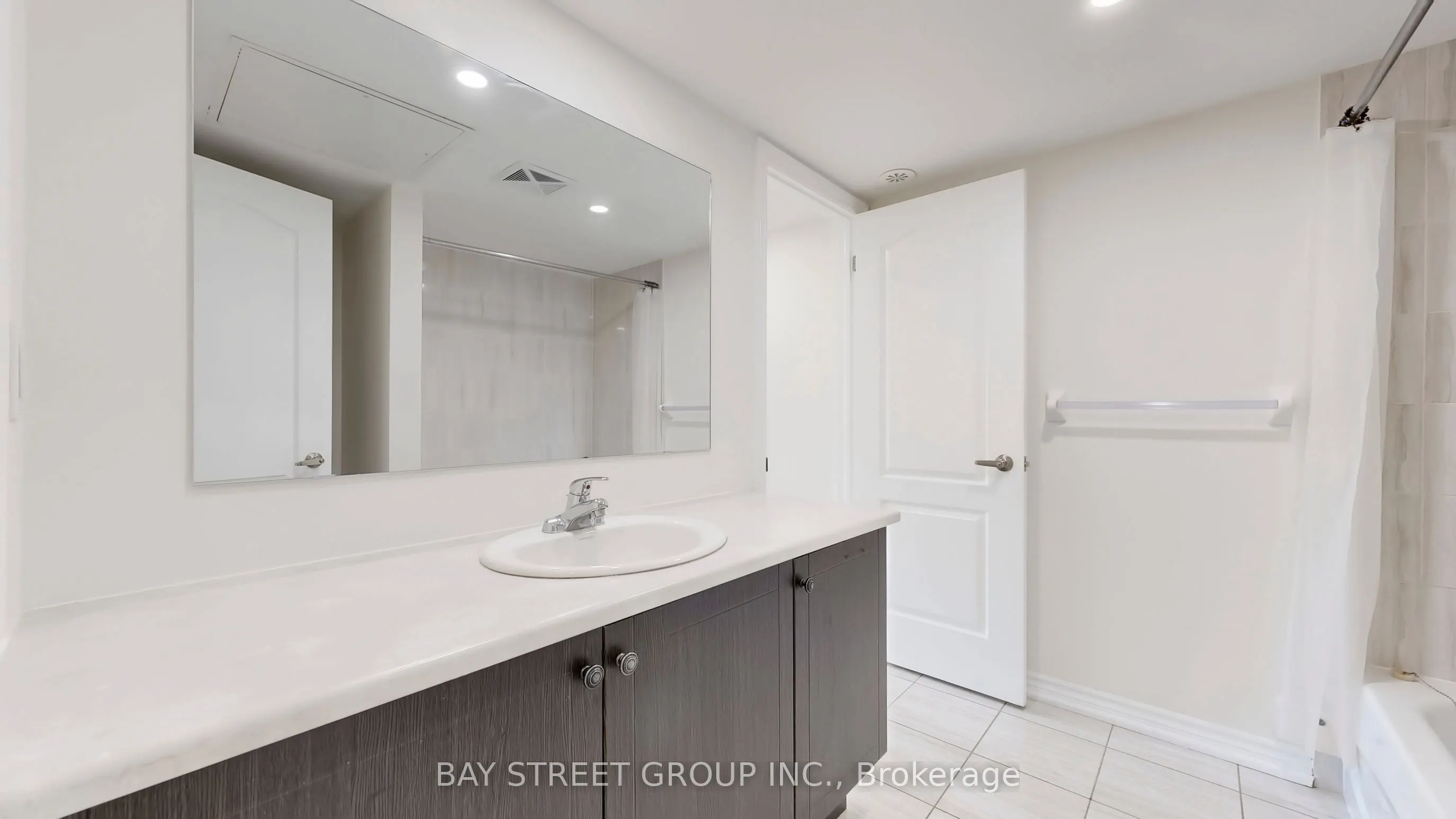 181 PARKTREE Drive, #22