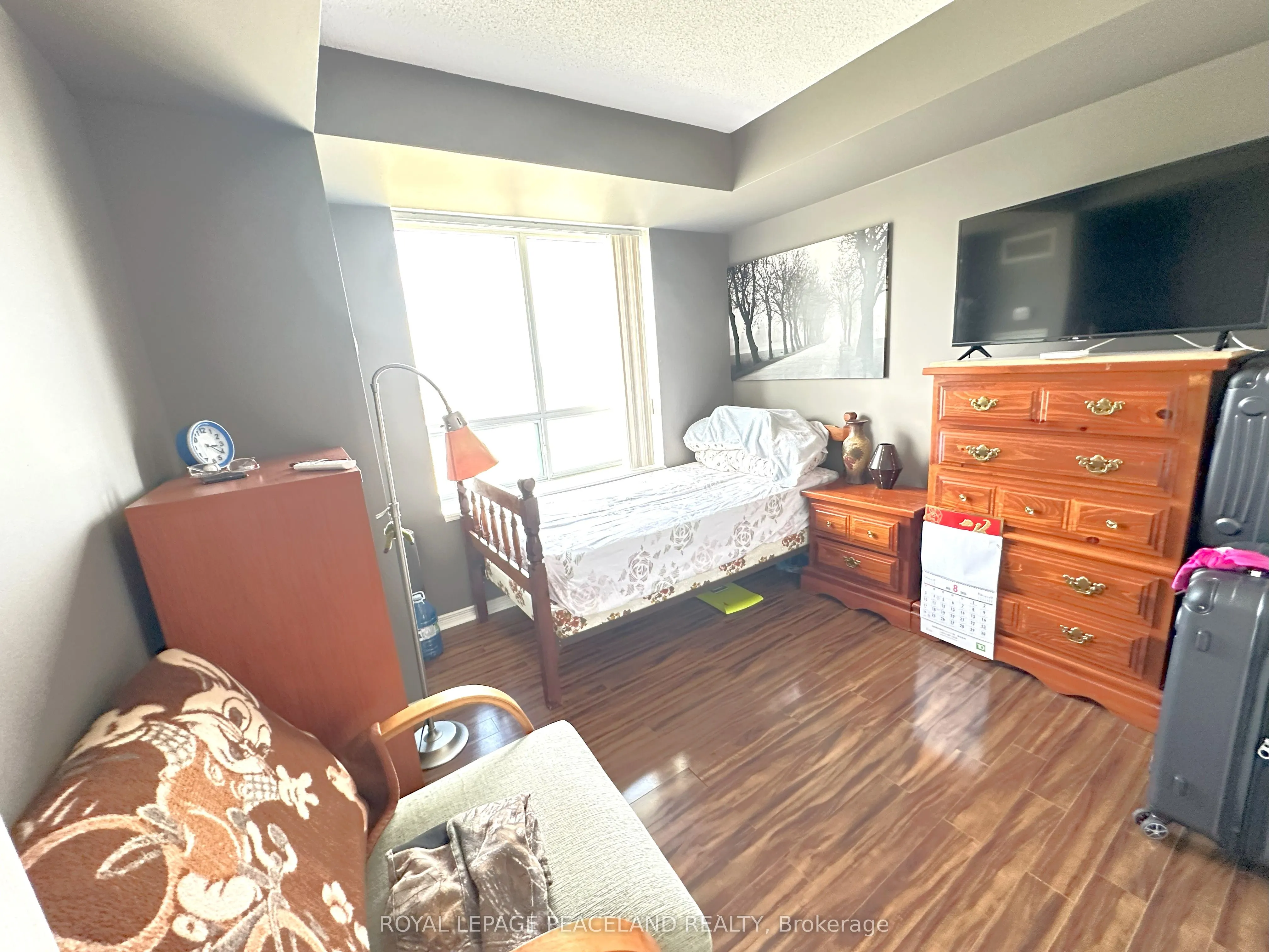 11 Oneida Crescent, #LPH03
