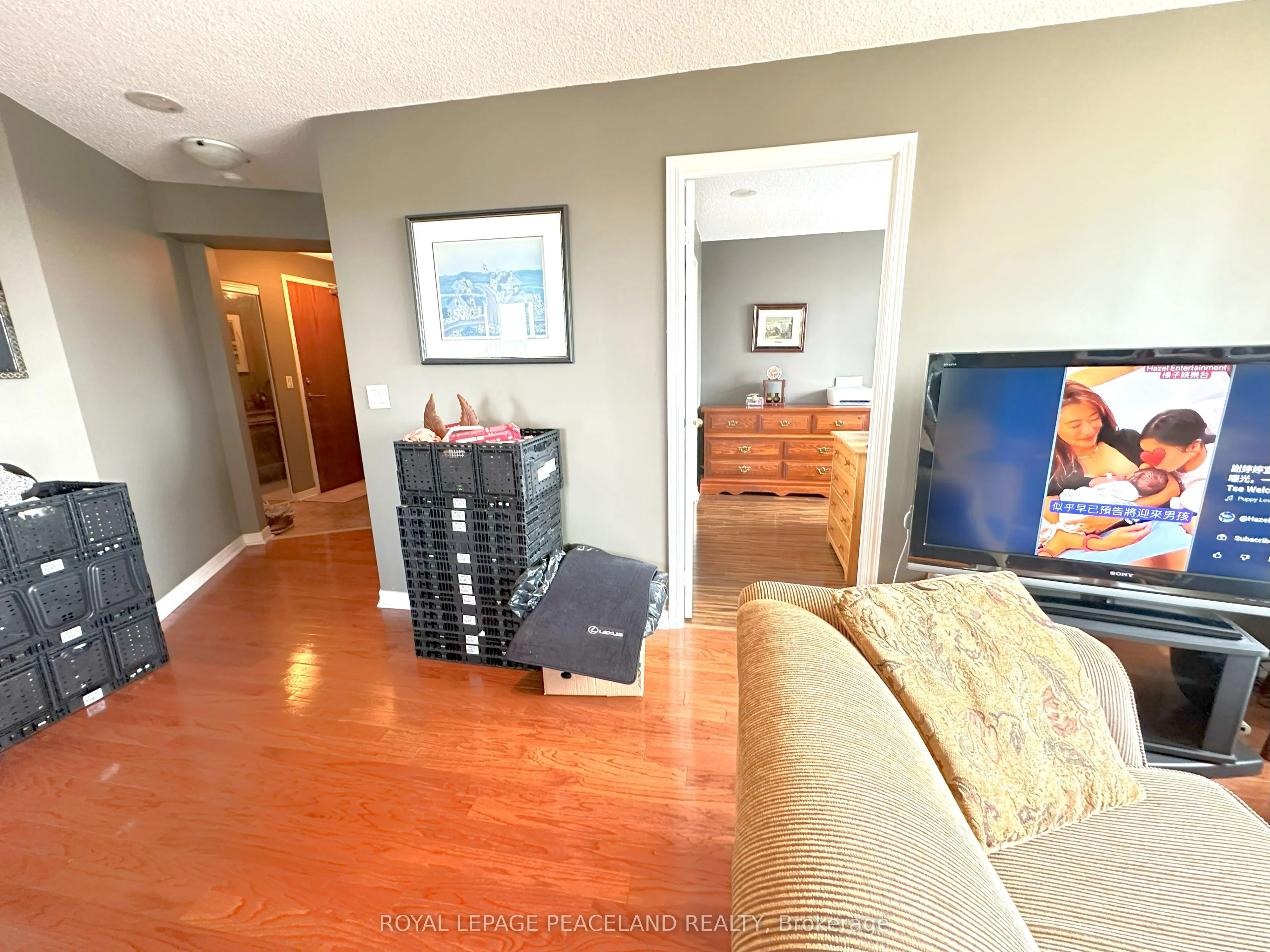 11 Oneida Crescent, #LPH03