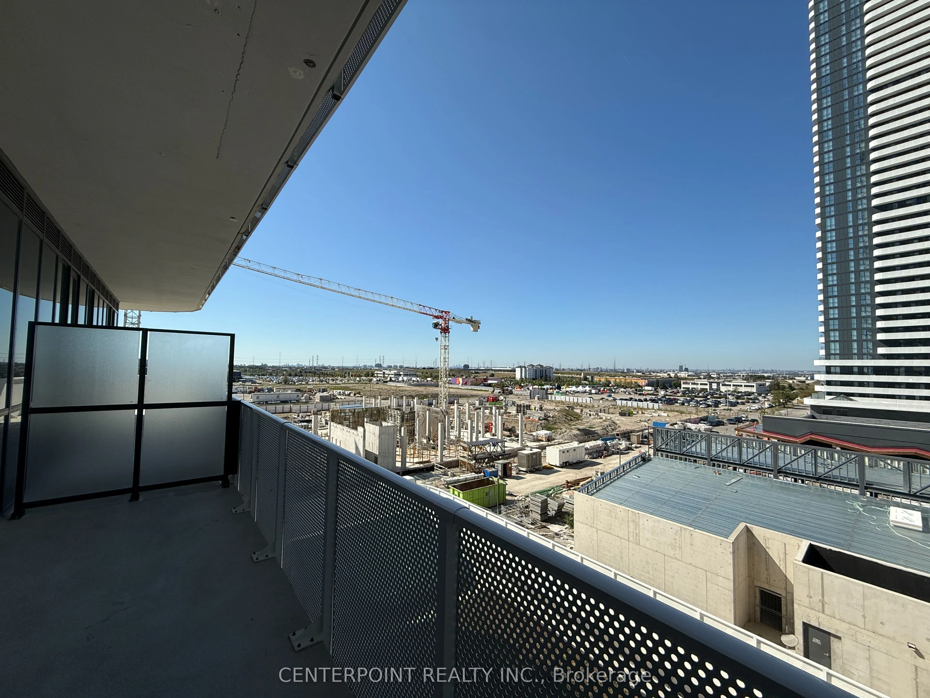 28 Interchange Way, #620