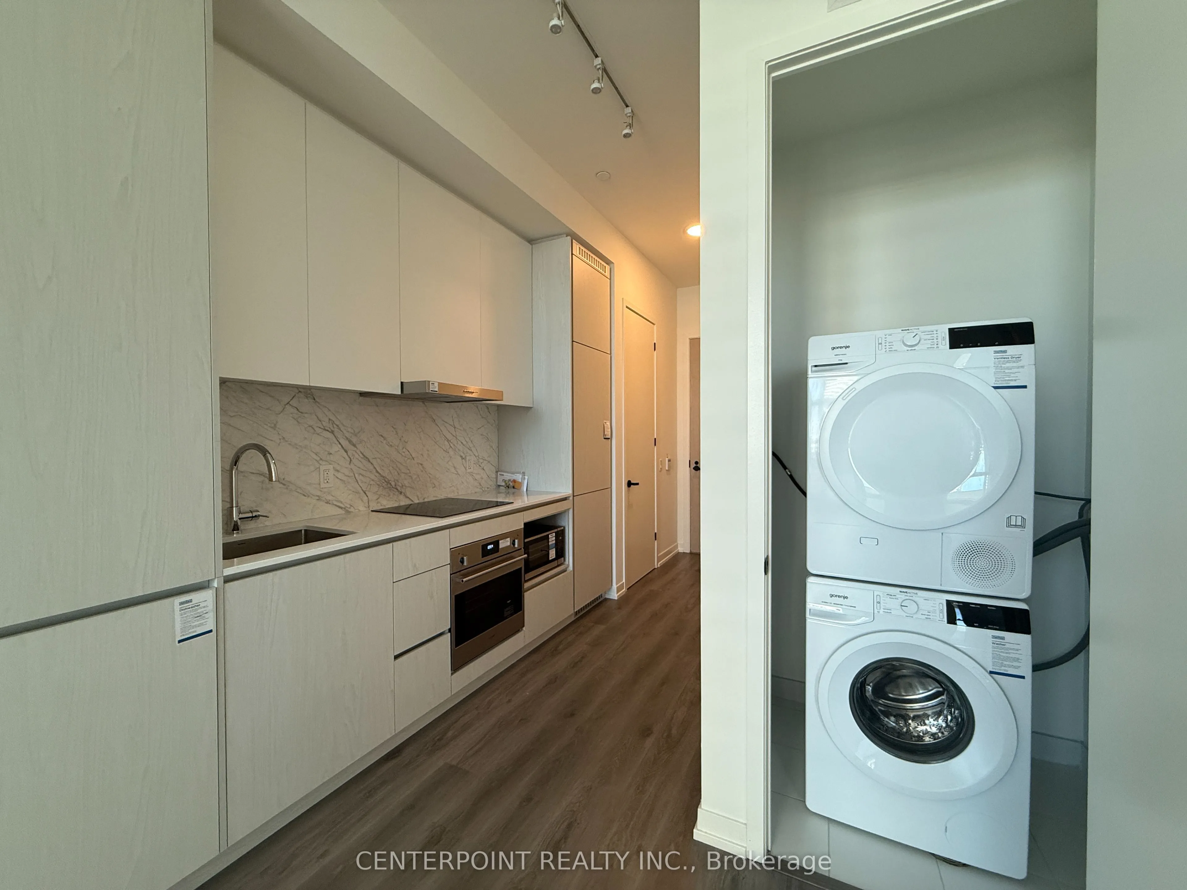 28 Interchange Way, #620