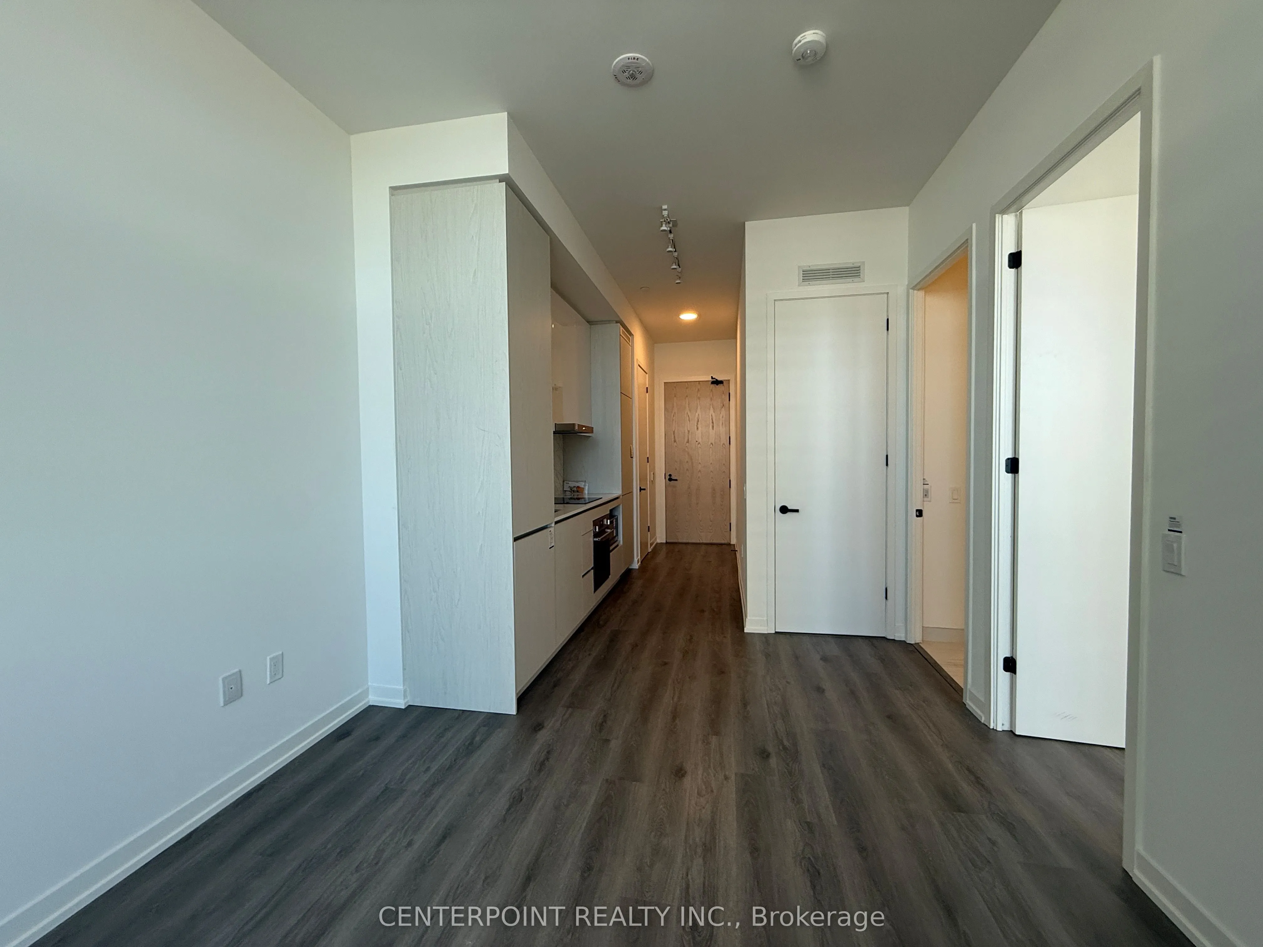 28 Interchange Way, #620