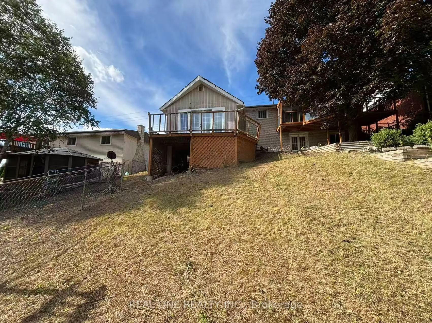 1377 Old Green Lane E