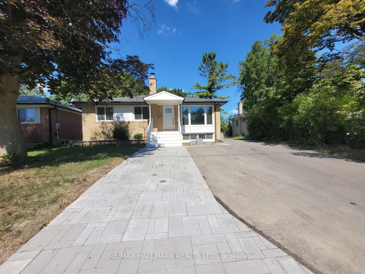 407 Becker Road, #Main