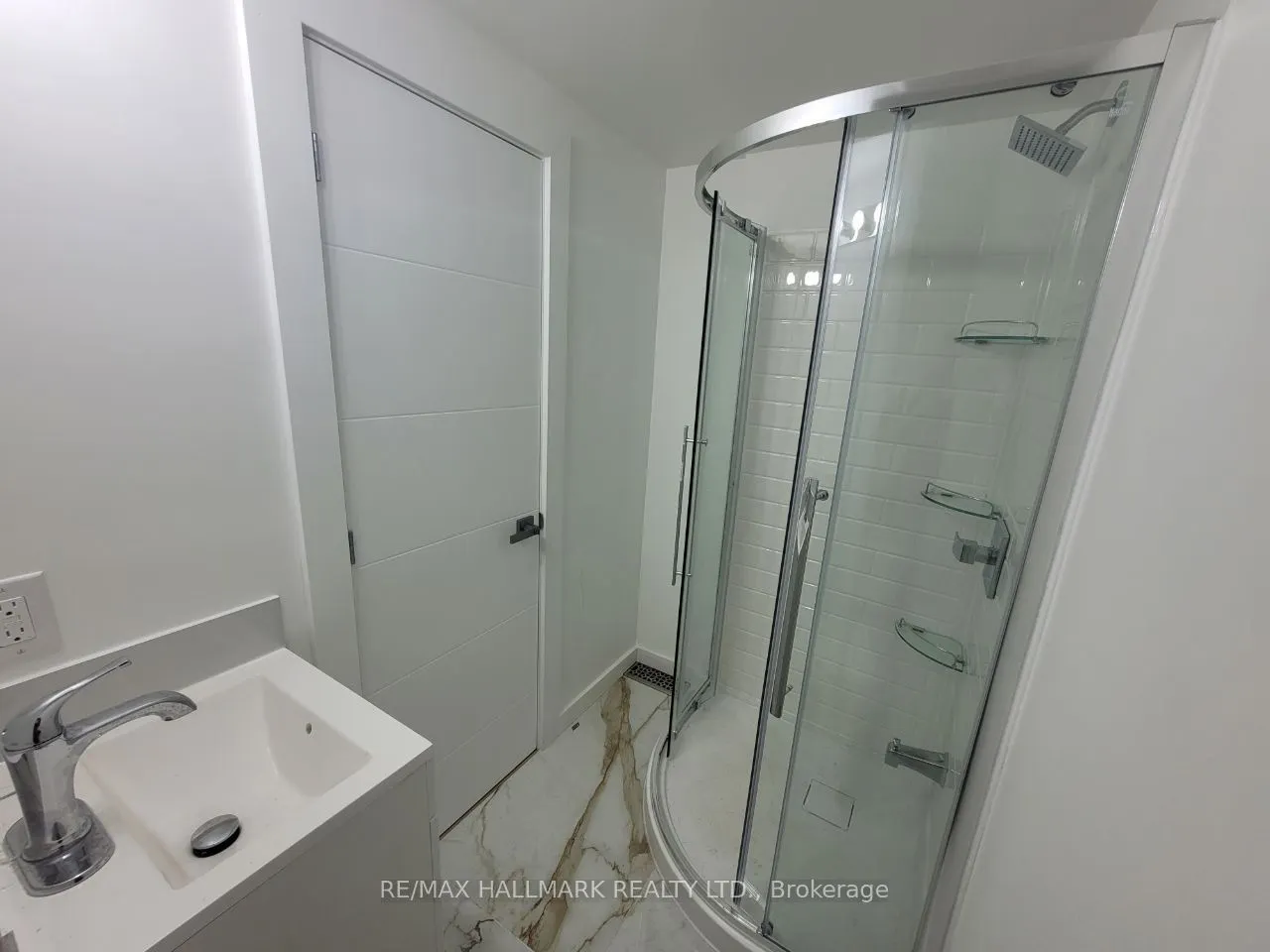 407 Becker Road, #Main