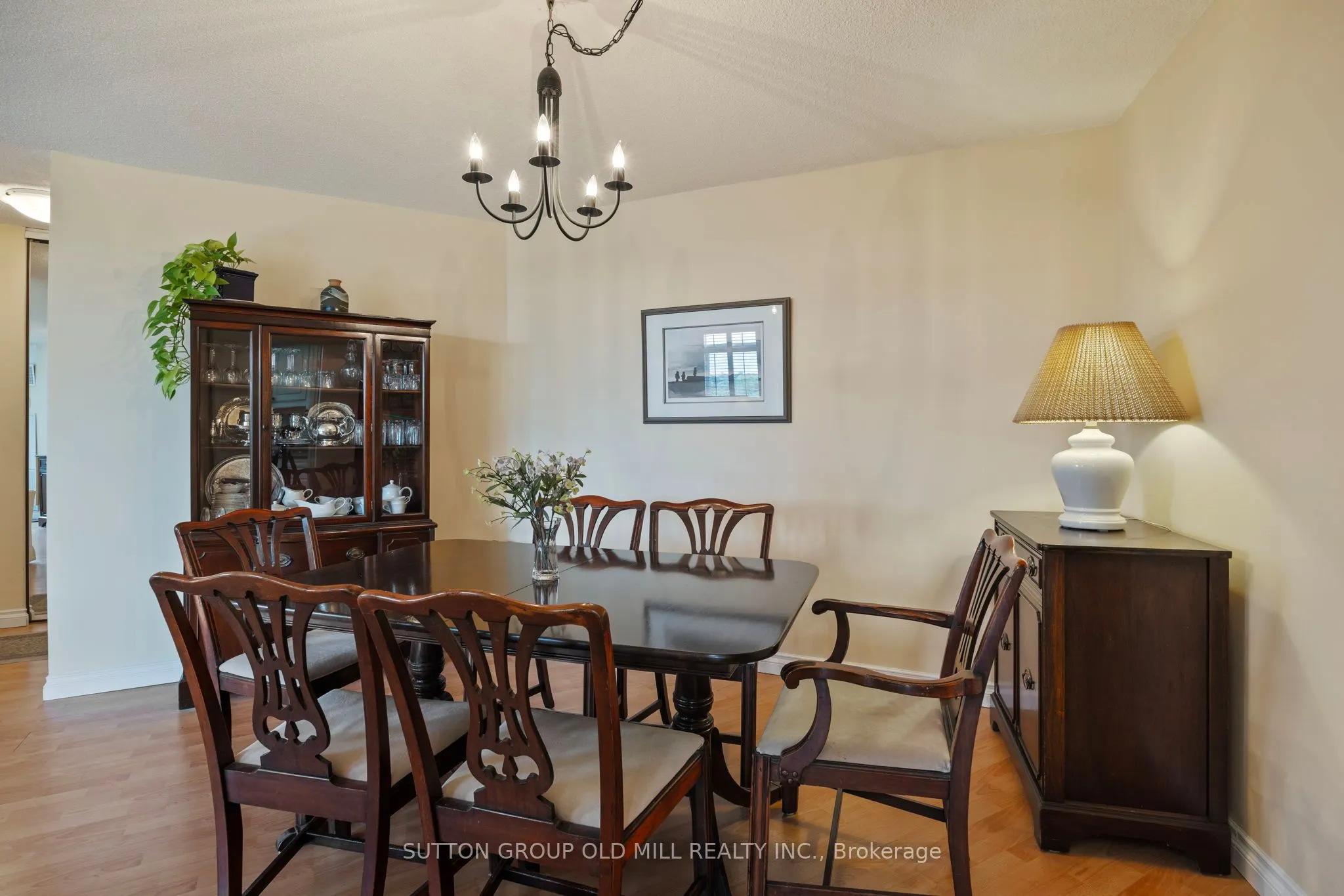 7811 Yonge Street, #602
