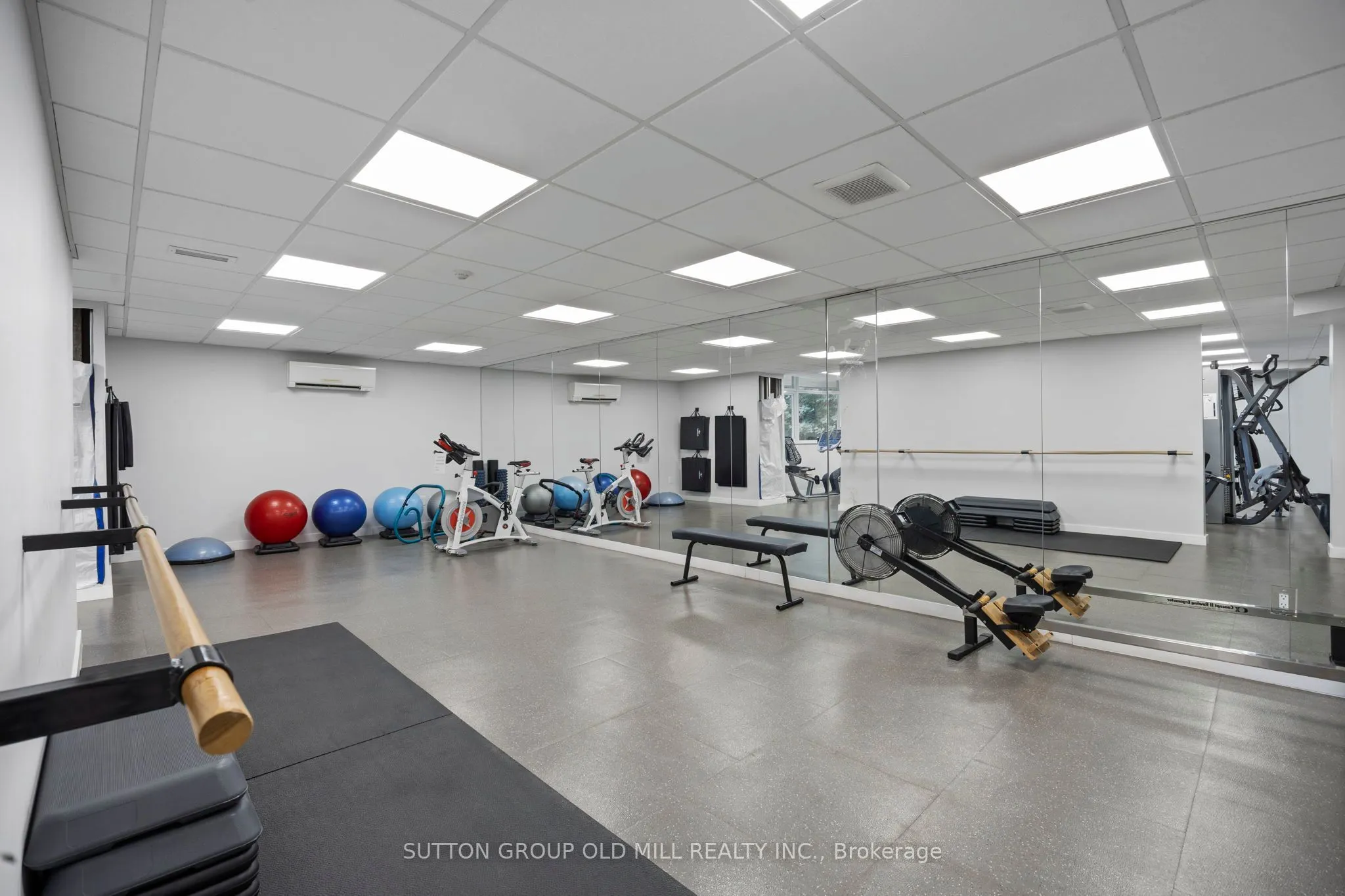 7811 Yonge Street, #602