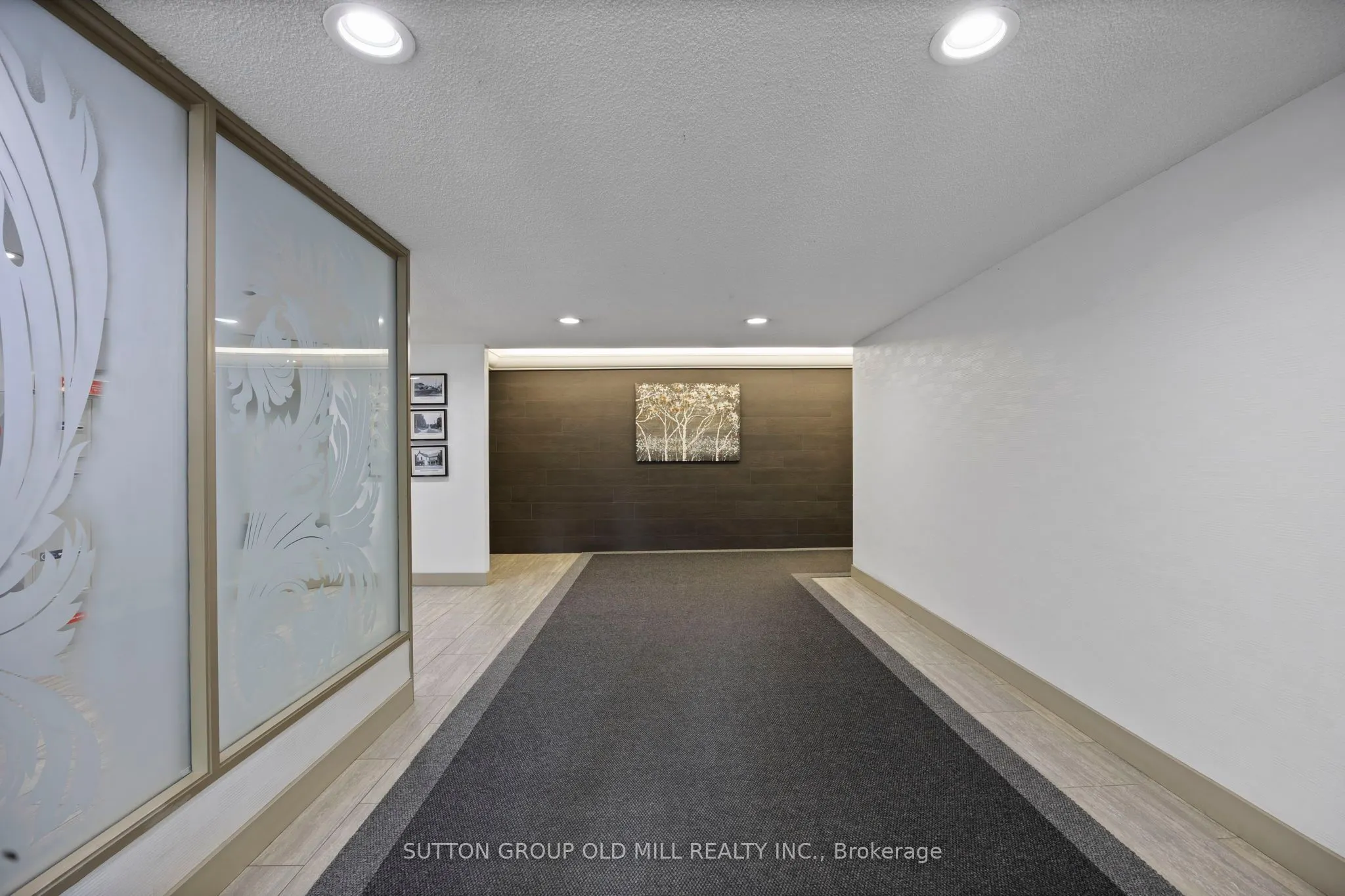 7811 Yonge Street, #602