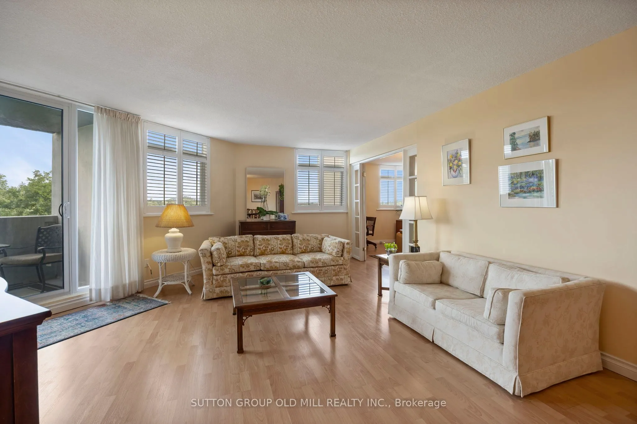 7811 Yonge Street, #602