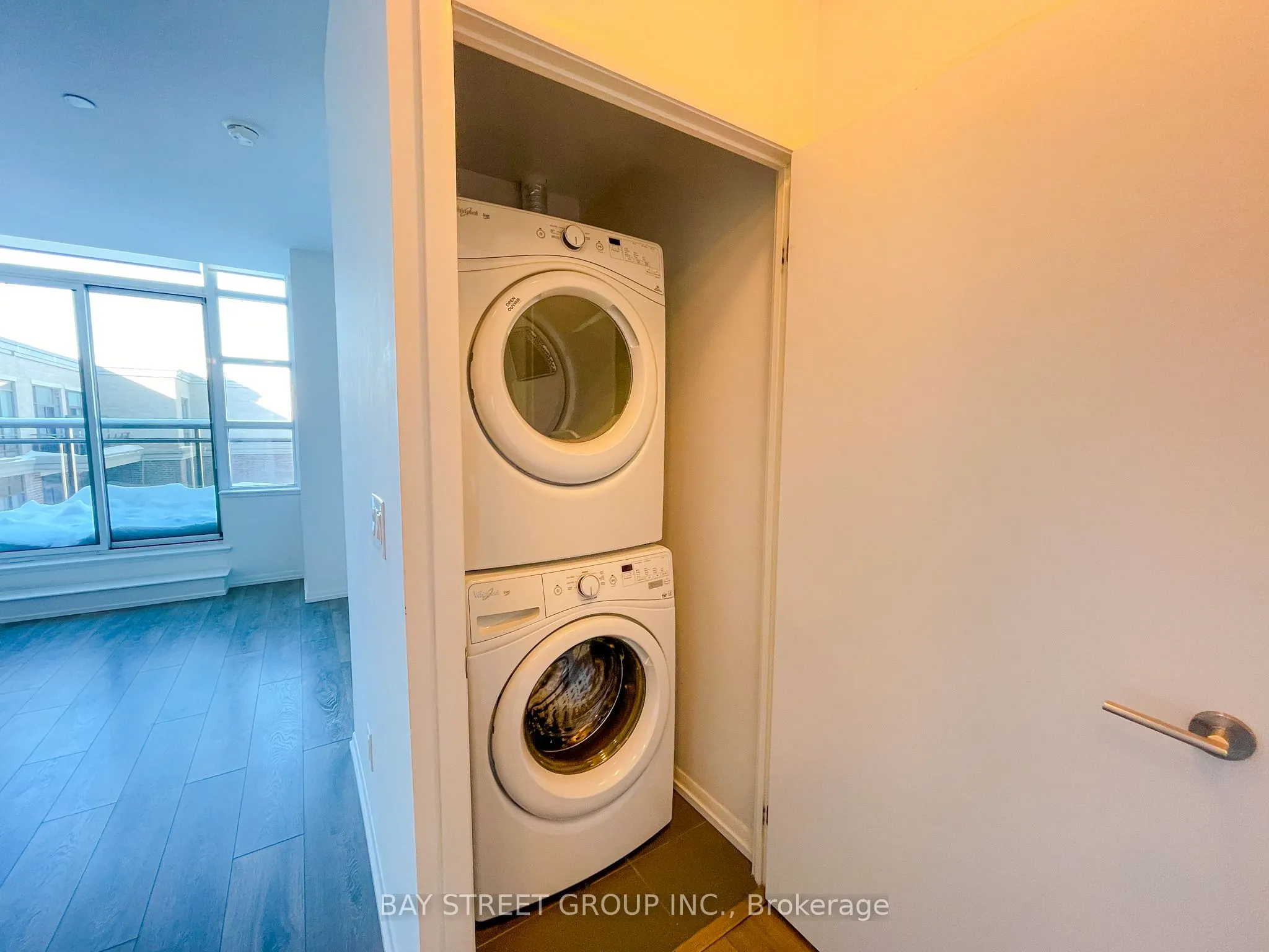 540 Bur Oak Avenue, #702