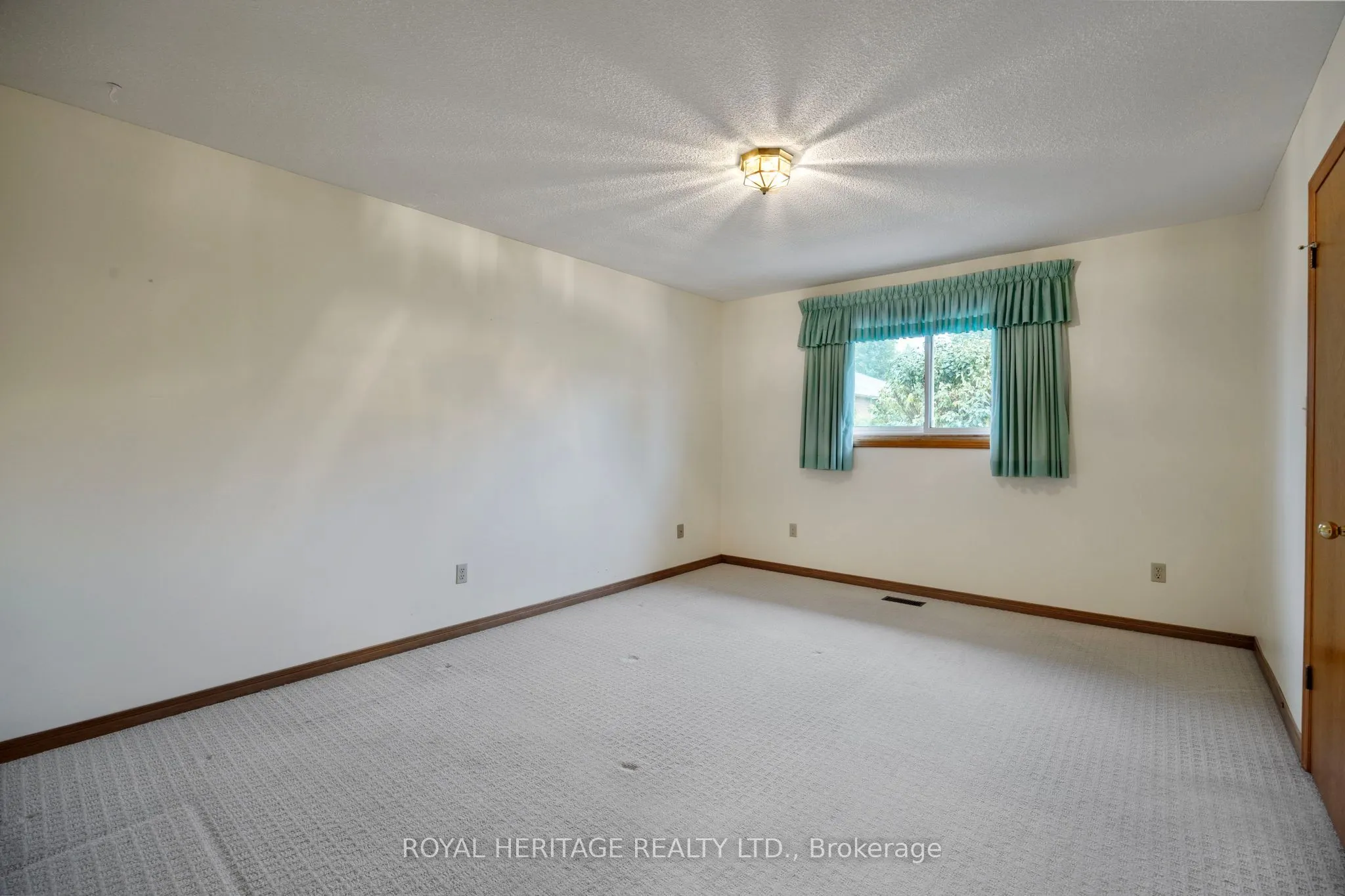 81 Ewen Drive