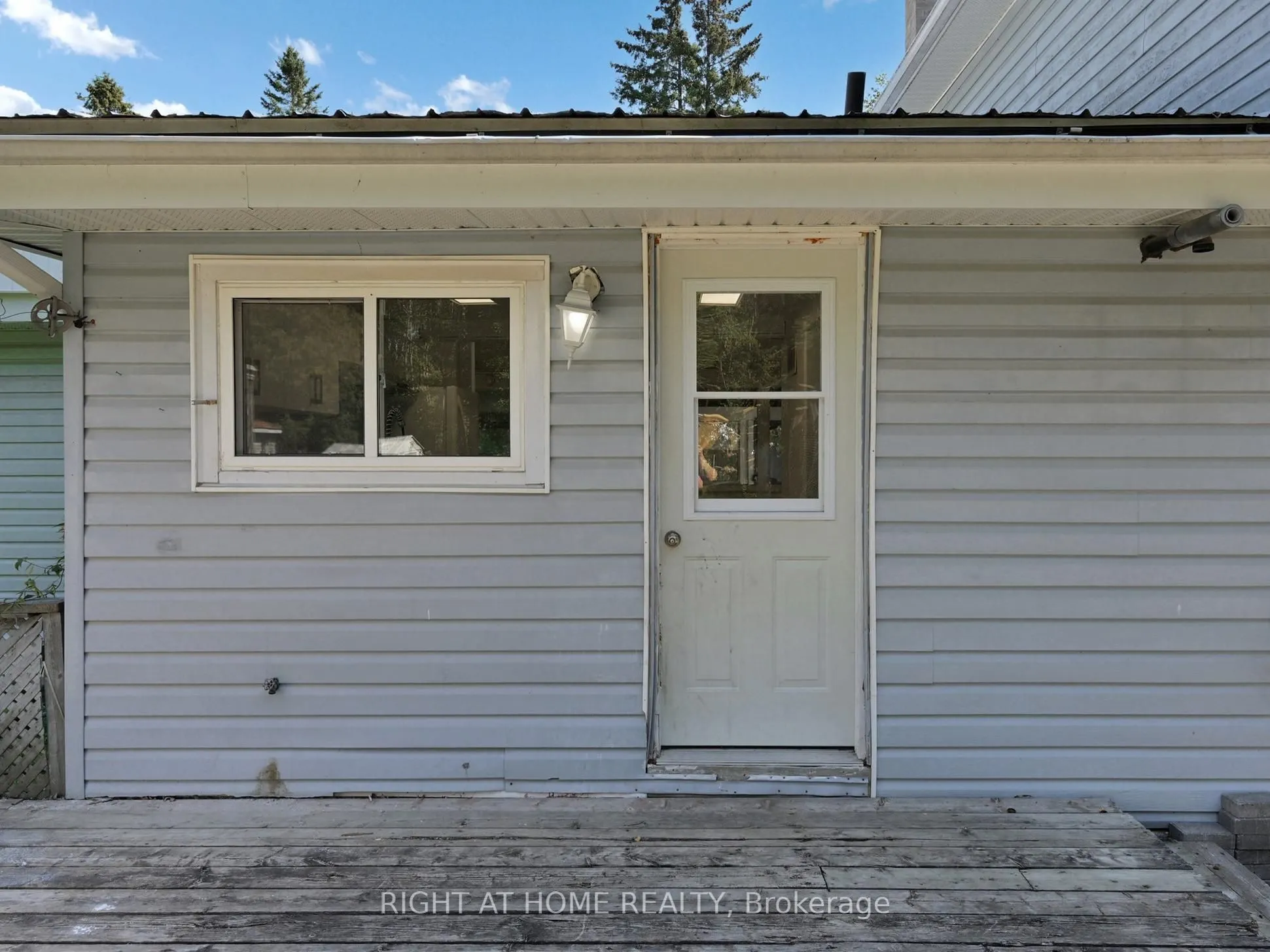 822 PINE Avenue