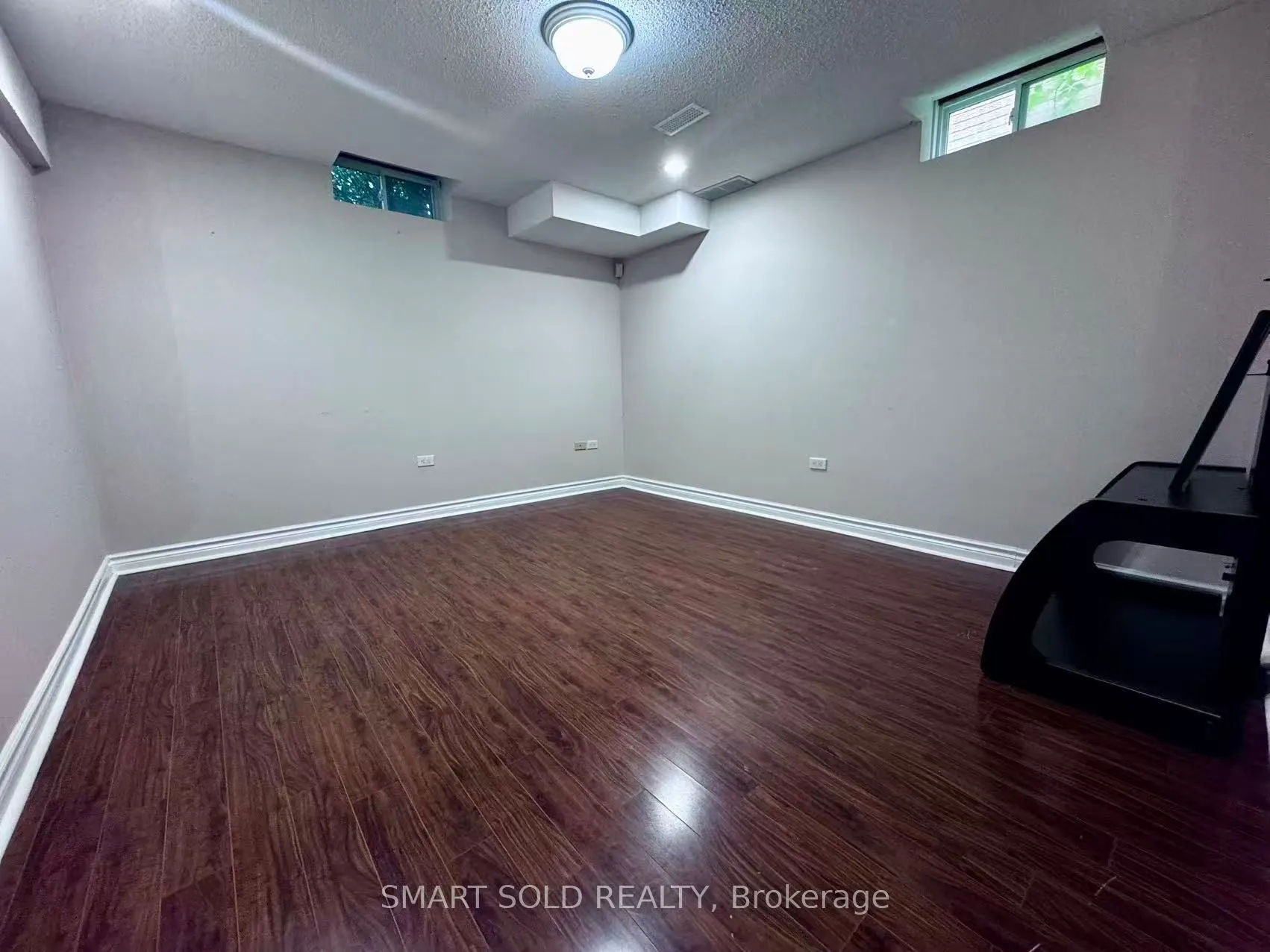 39 Northgate Crescent, #Basement