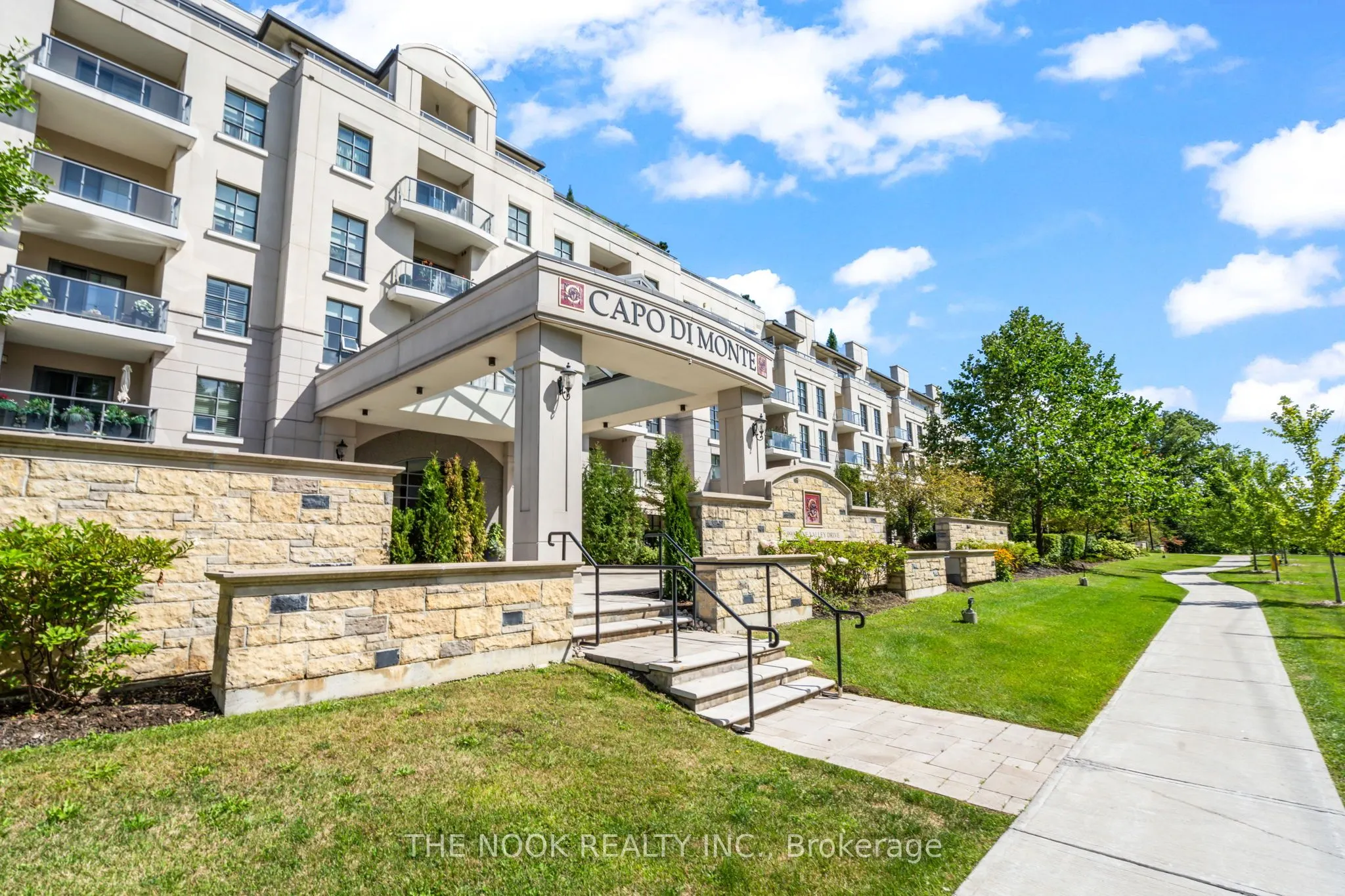 9909 Pine Valley Drive, #213