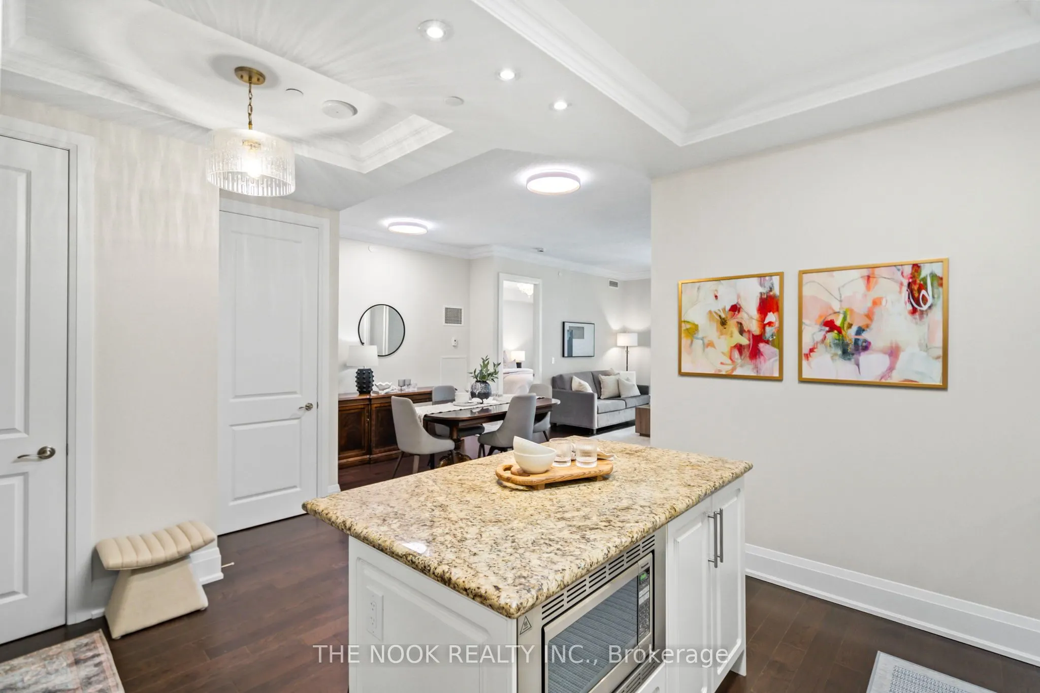 9909 Pine Valley Drive, #213