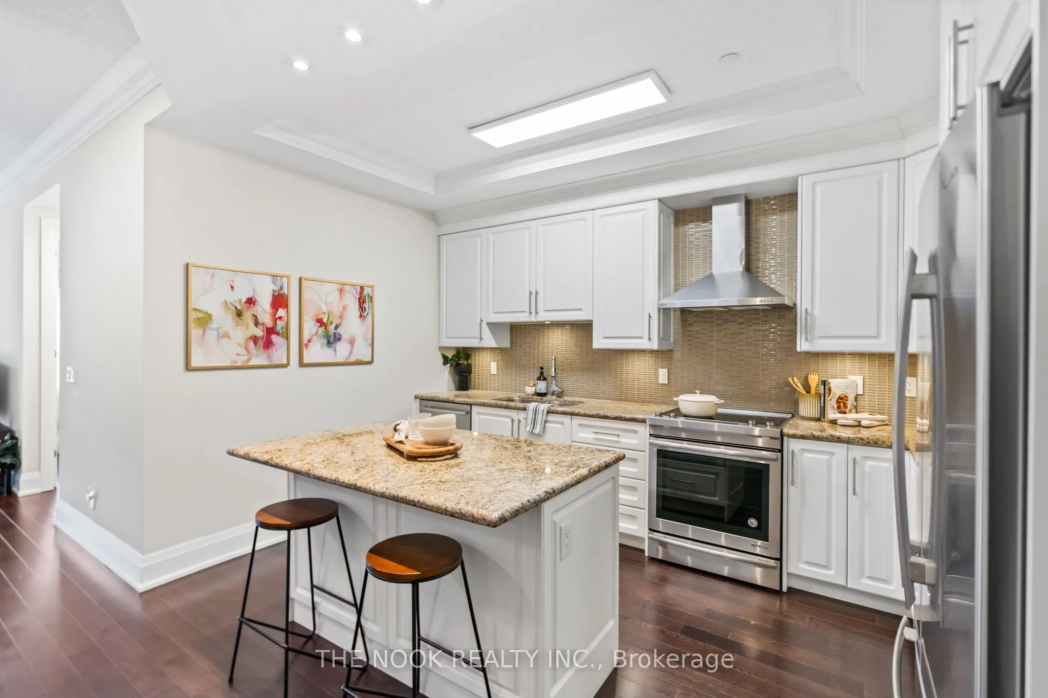 9909 Pine Valley Drive, #213