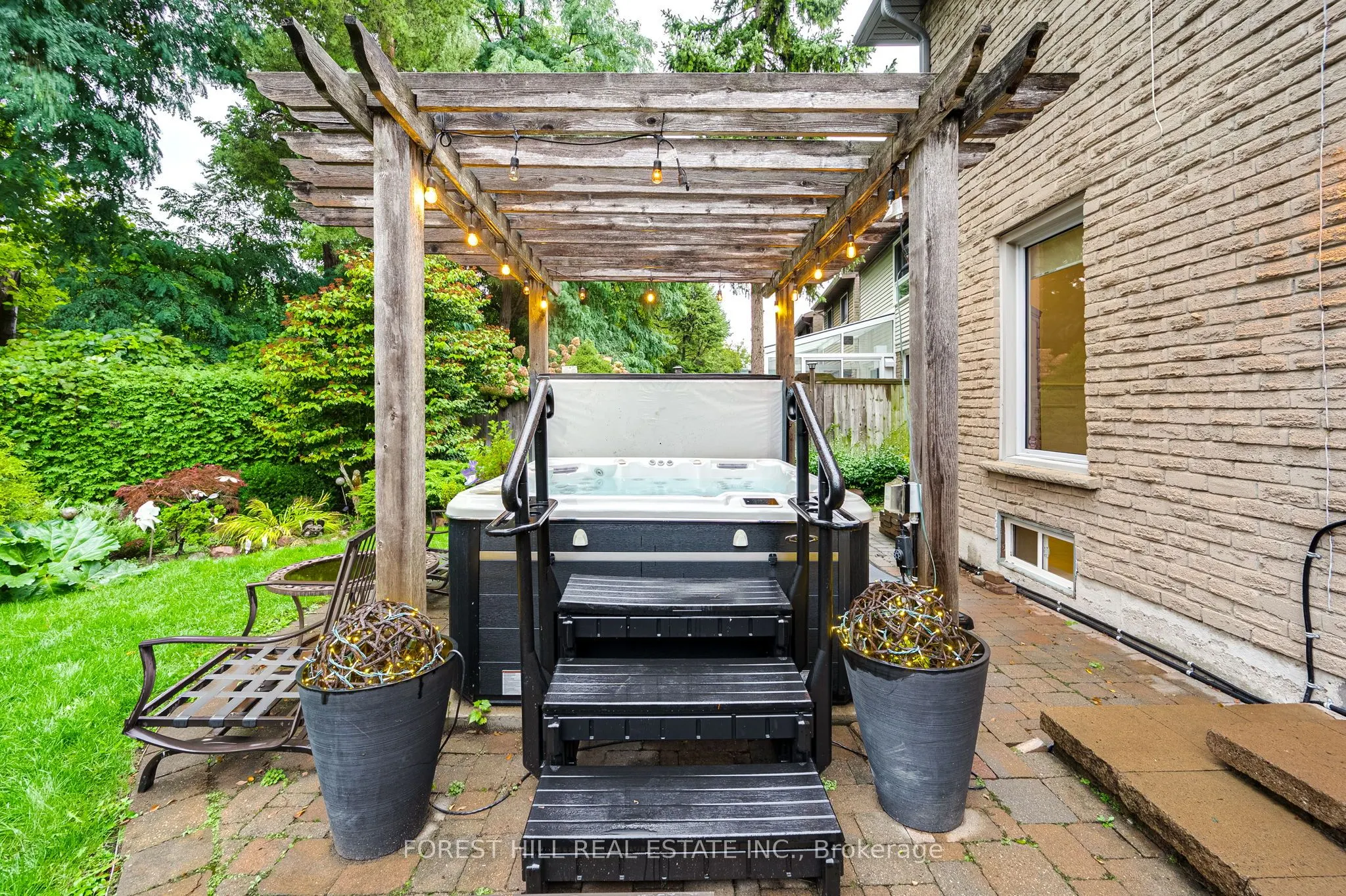 168 Borrows Street