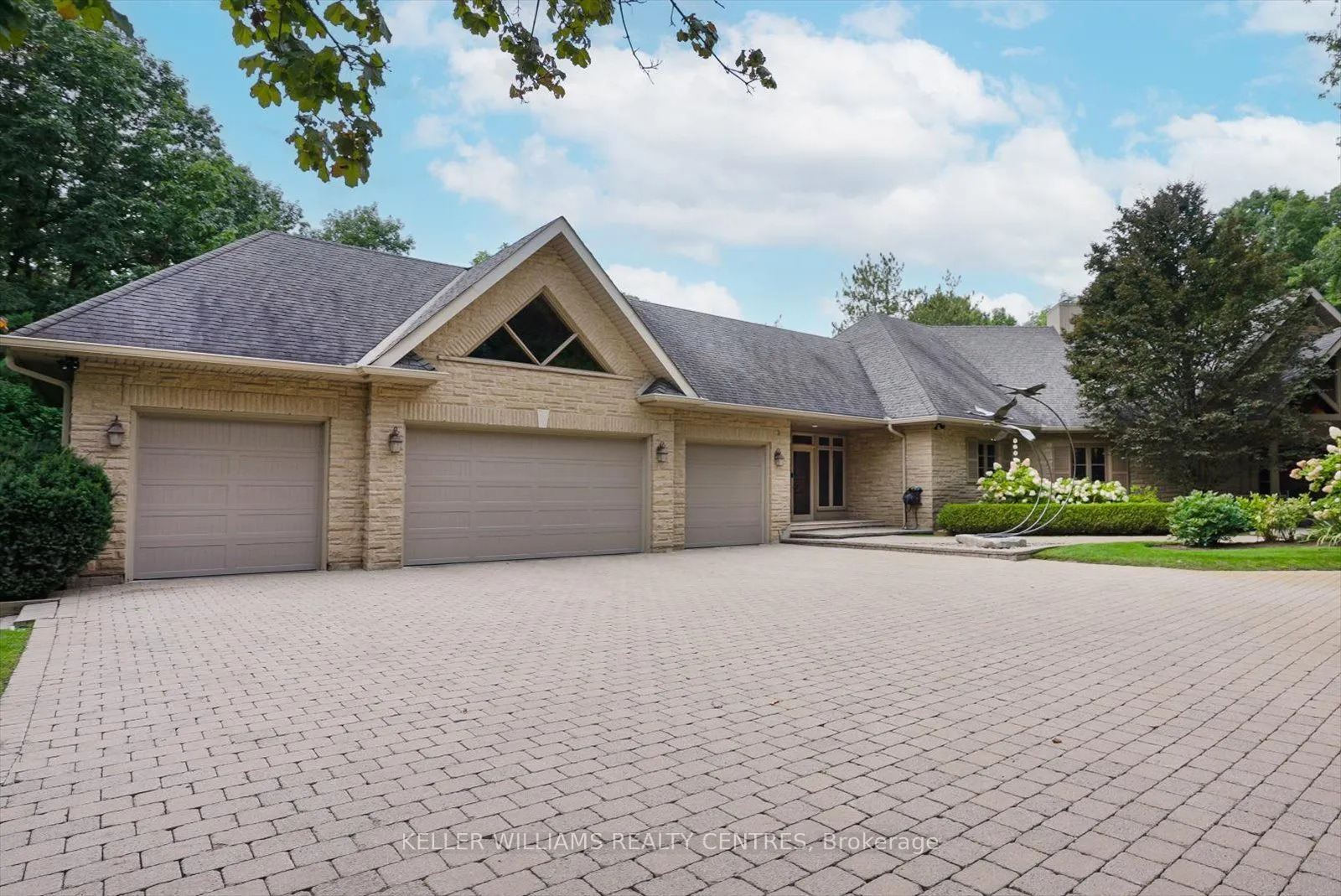 6 Country Heights Drive
