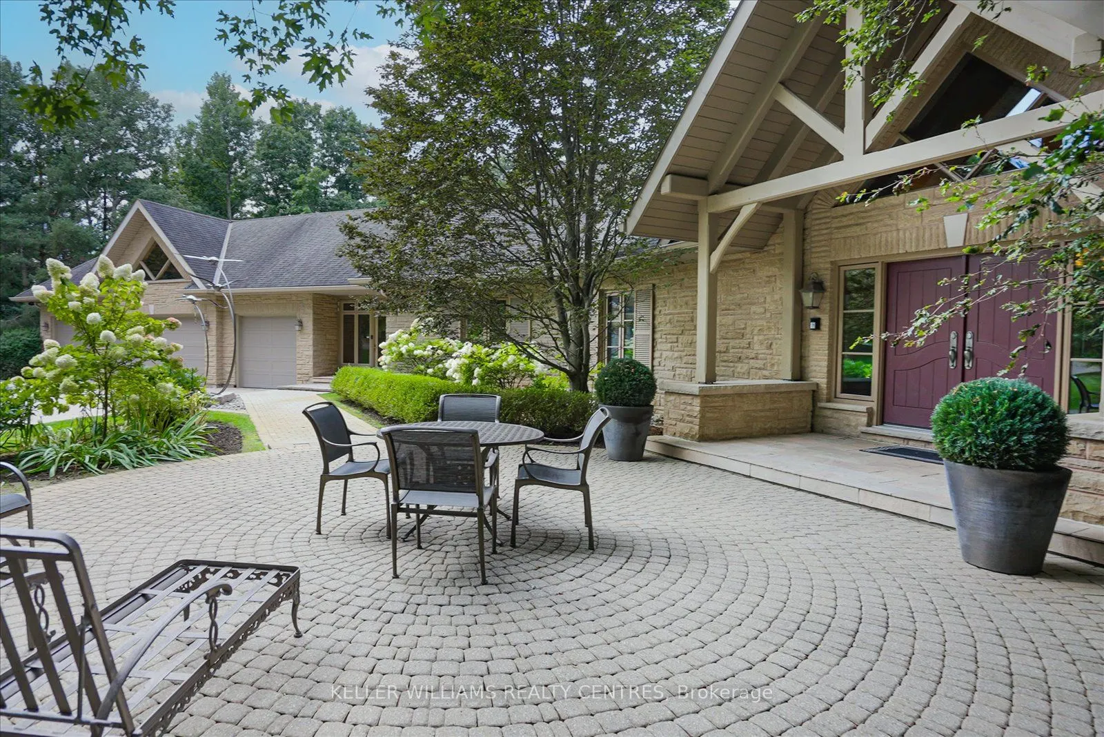 6 Country Heights Drive