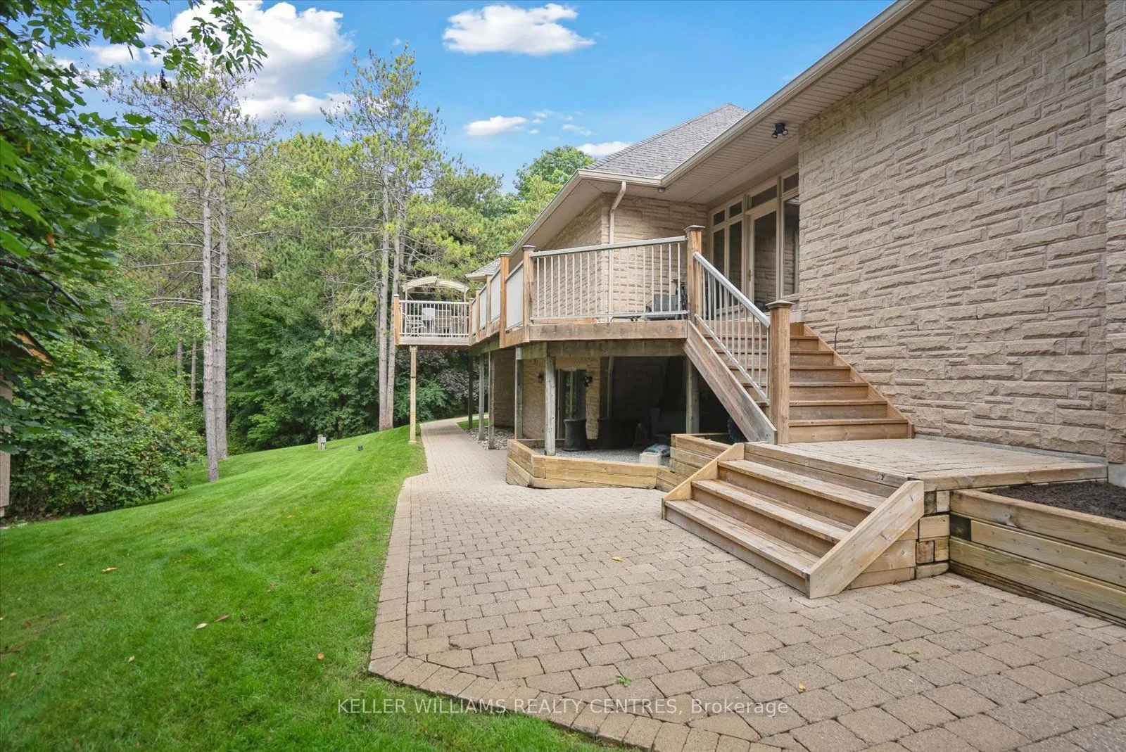 6 Country Heights Drive