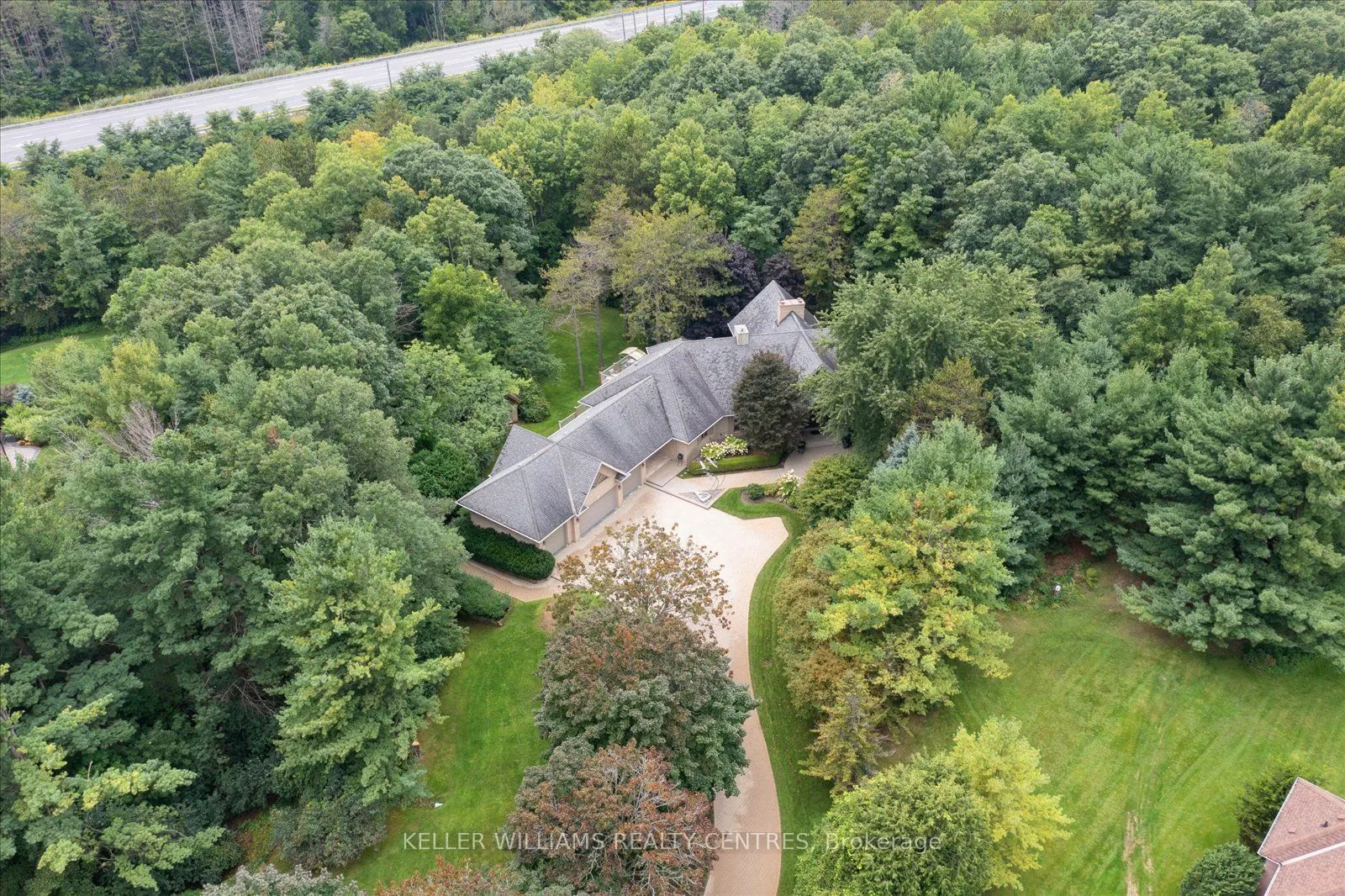 6 Country Heights Drive