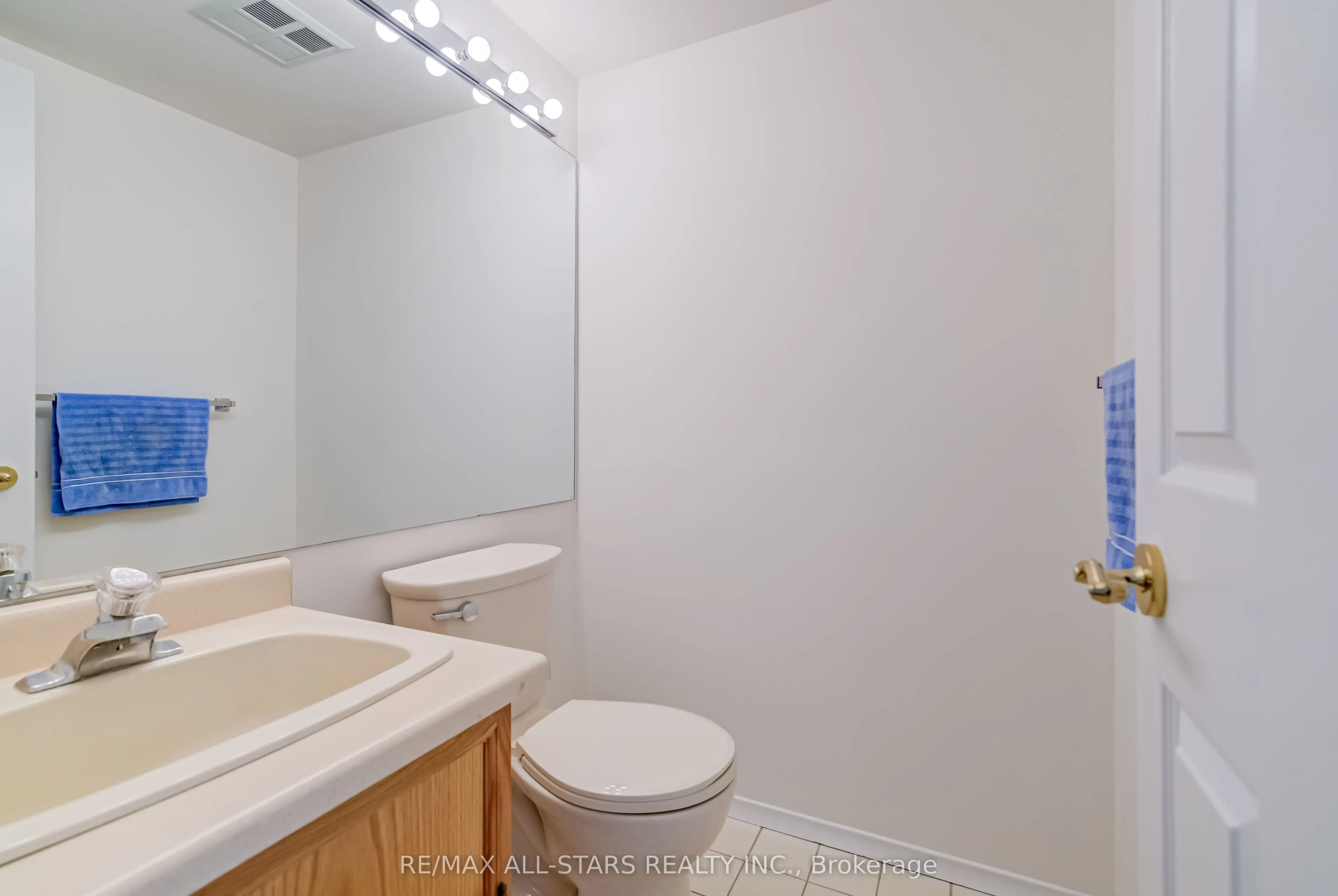 2 Raymerville Drive, #718