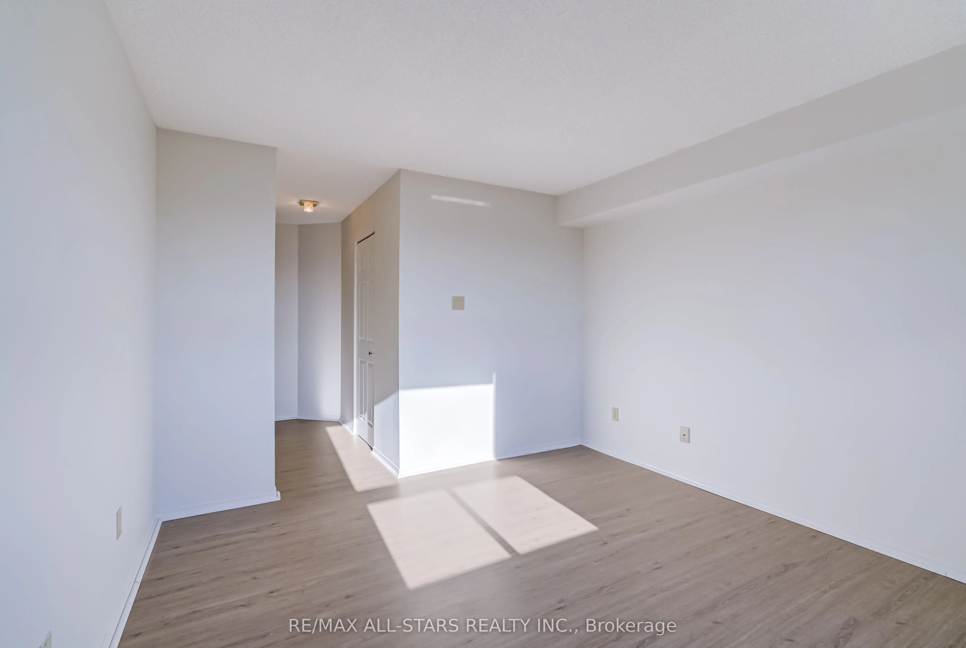 2 Raymerville Drive, #718