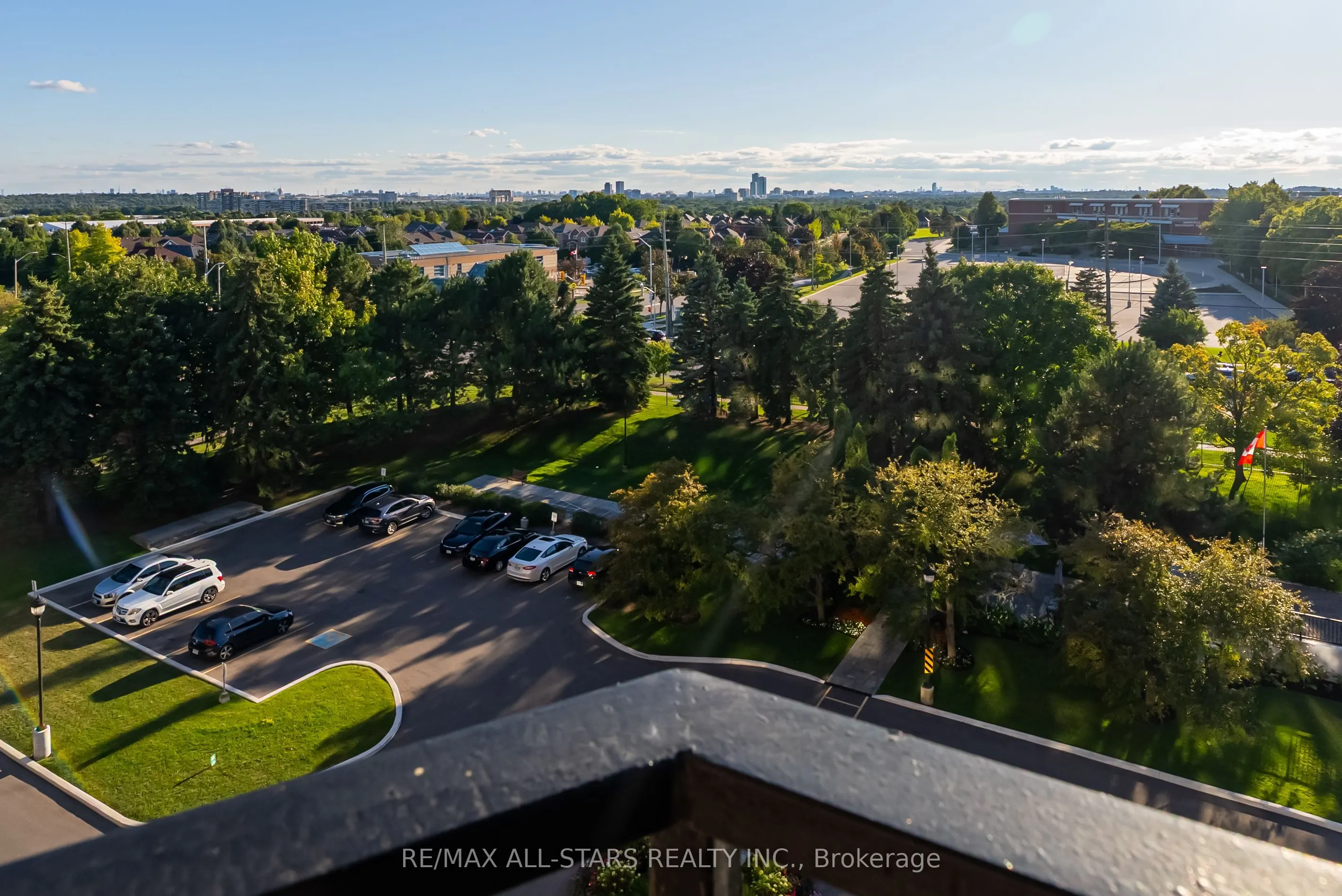 2 Raymerville Drive, #718