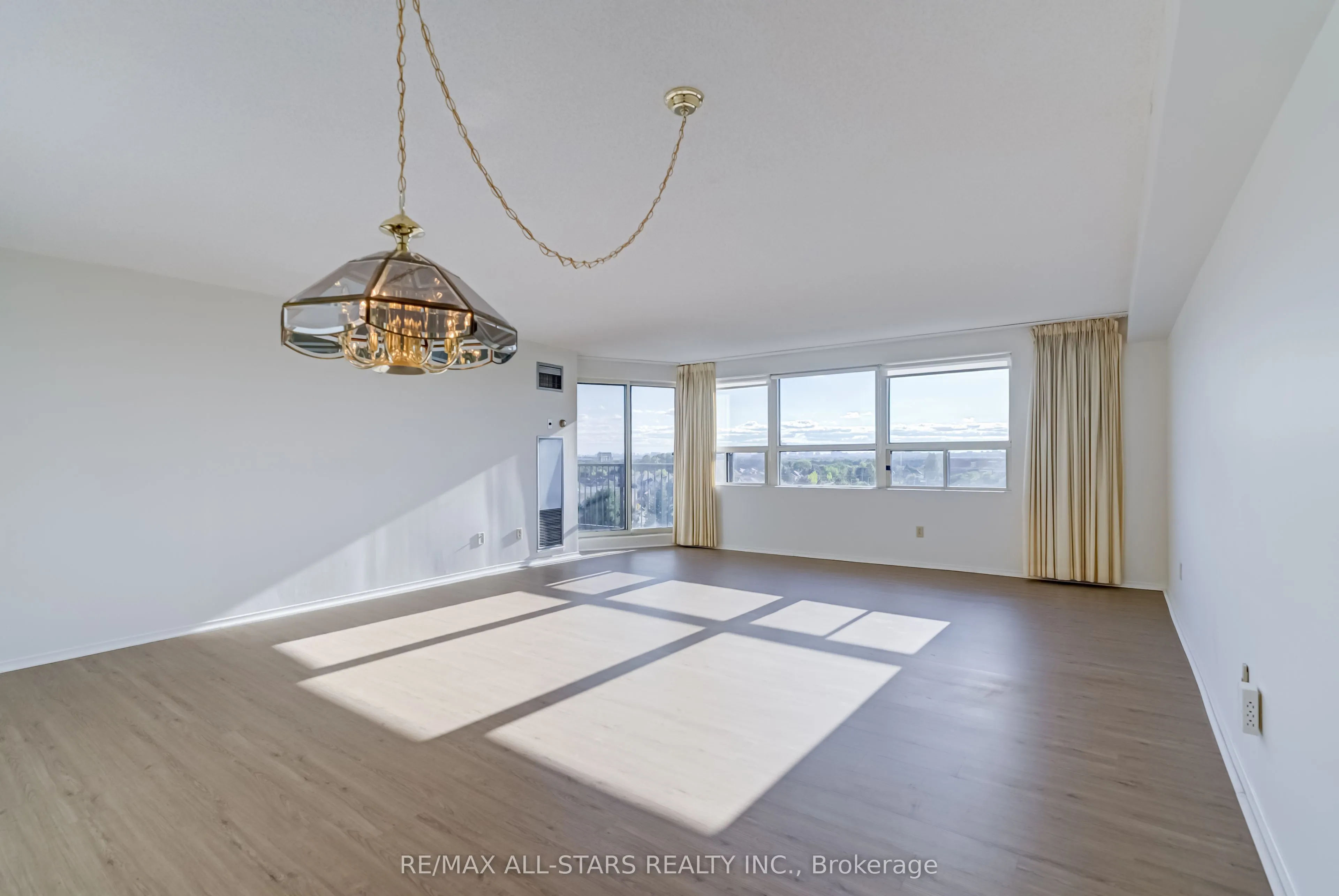 2 Raymerville Drive, #718