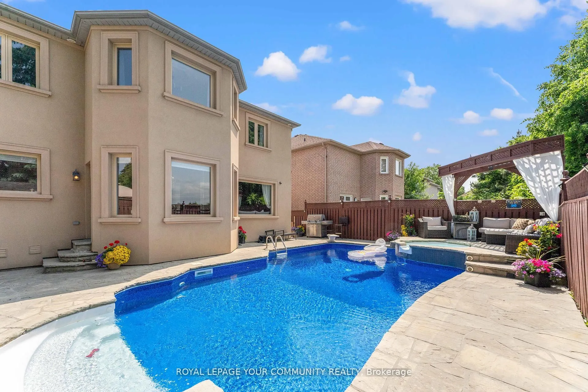 118 Forest Lane Drive