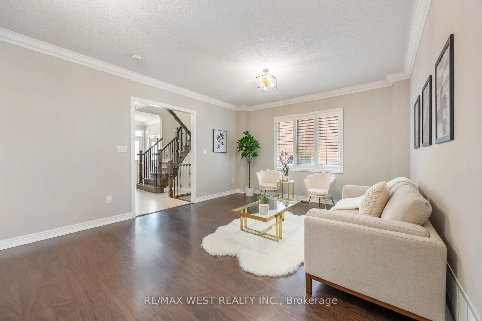 16 Heathcliffe Drive