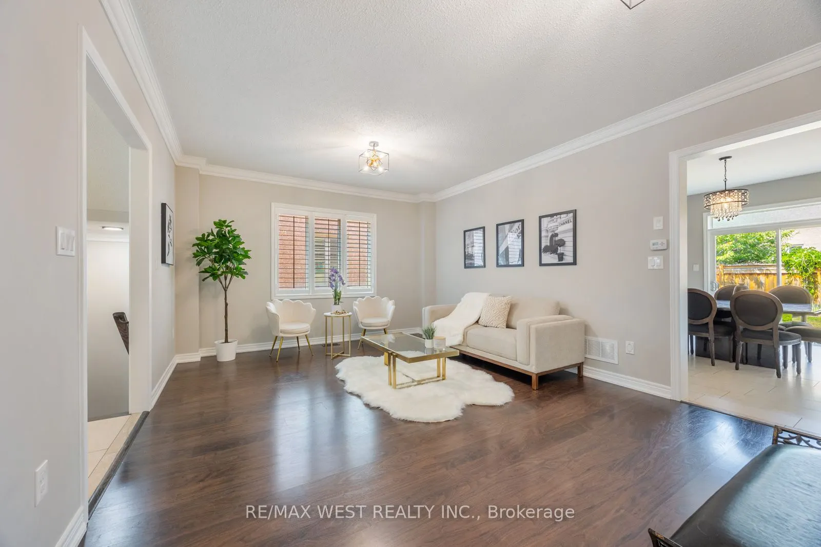 16 Heathcliffe Drive