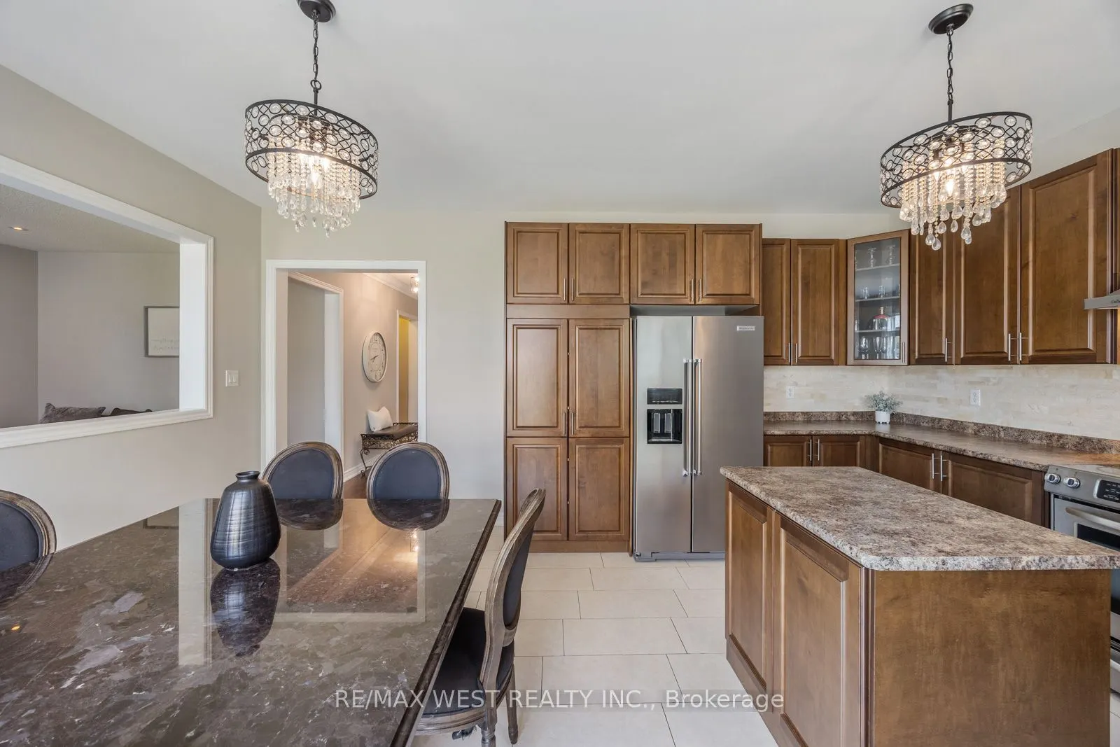 16 Heathcliffe Drive