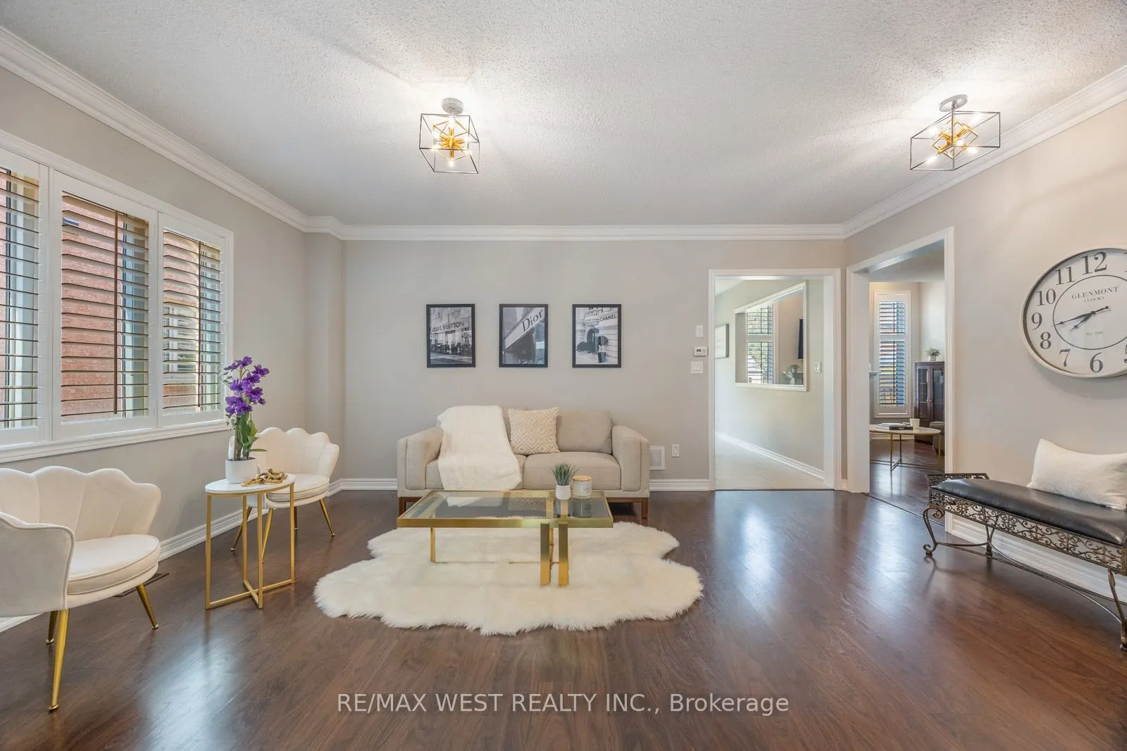 16 Heathcliffe Drive