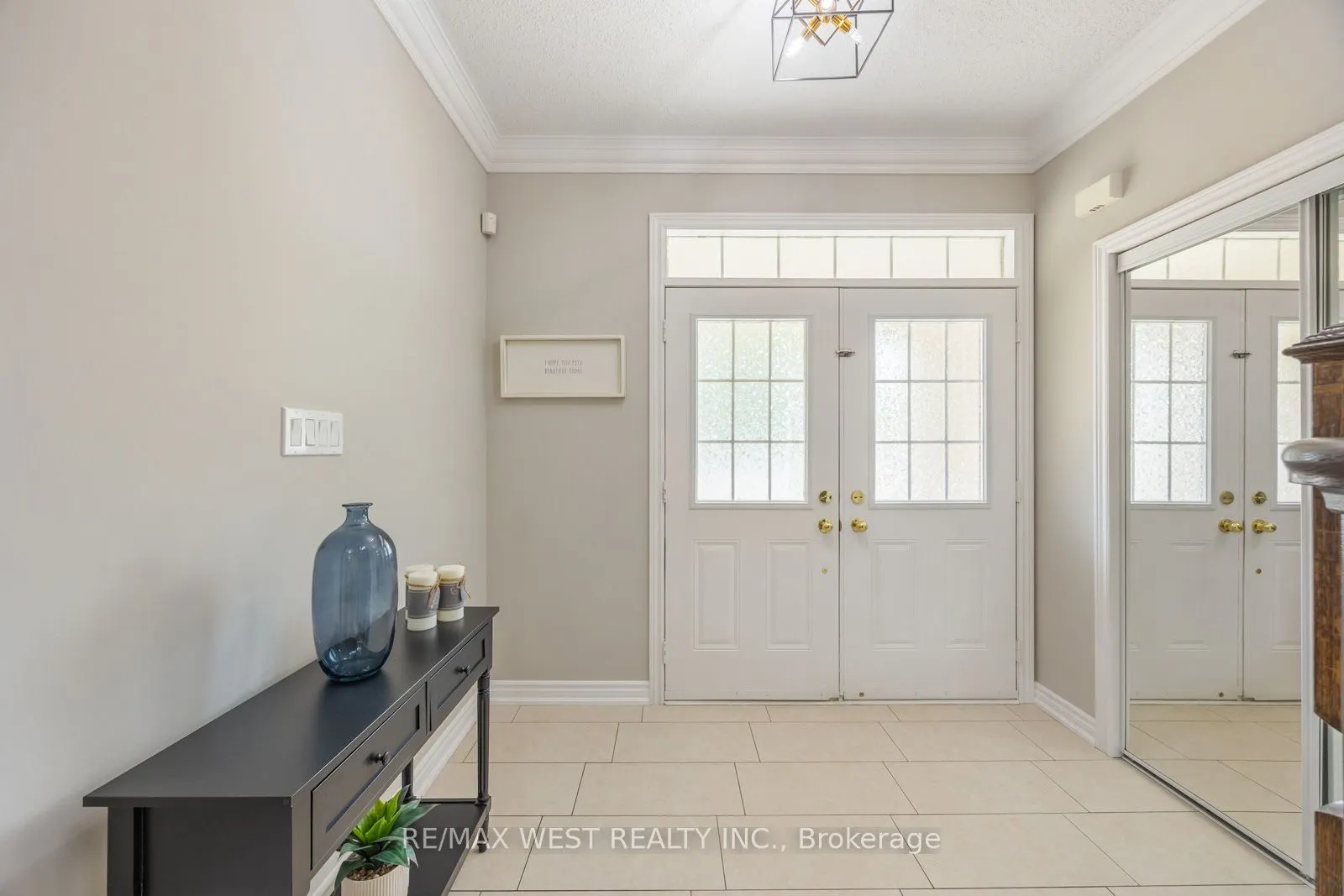 16 Heathcliffe Drive