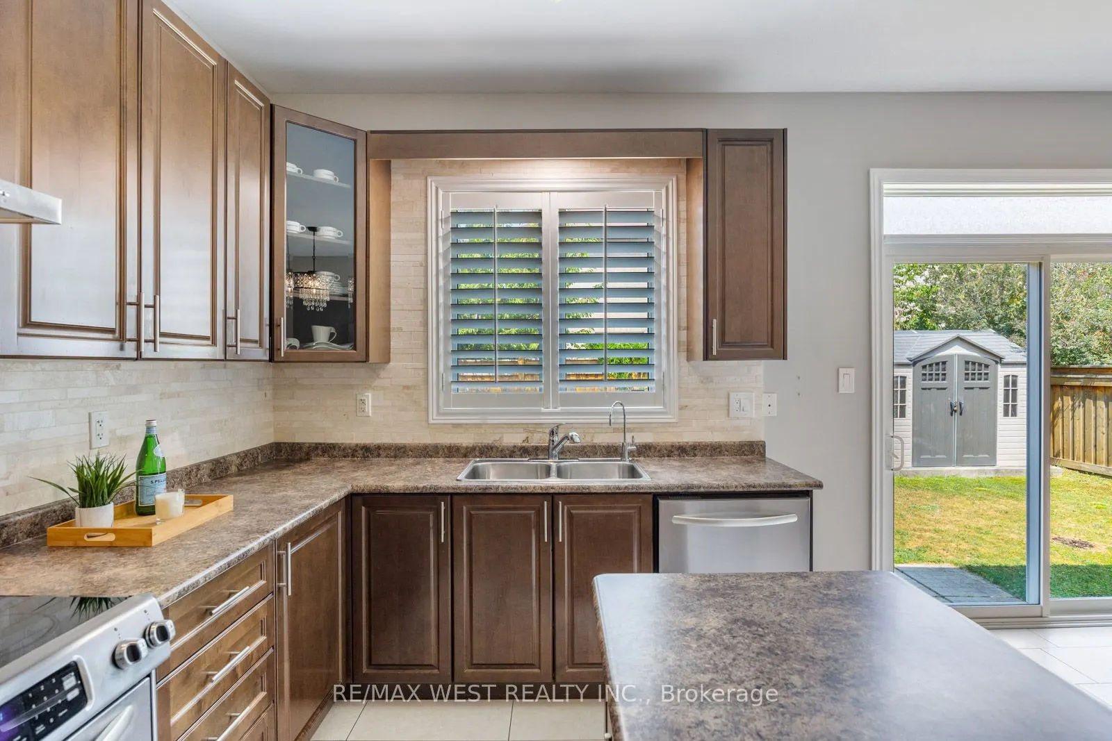 16 Heathcliffe Drive