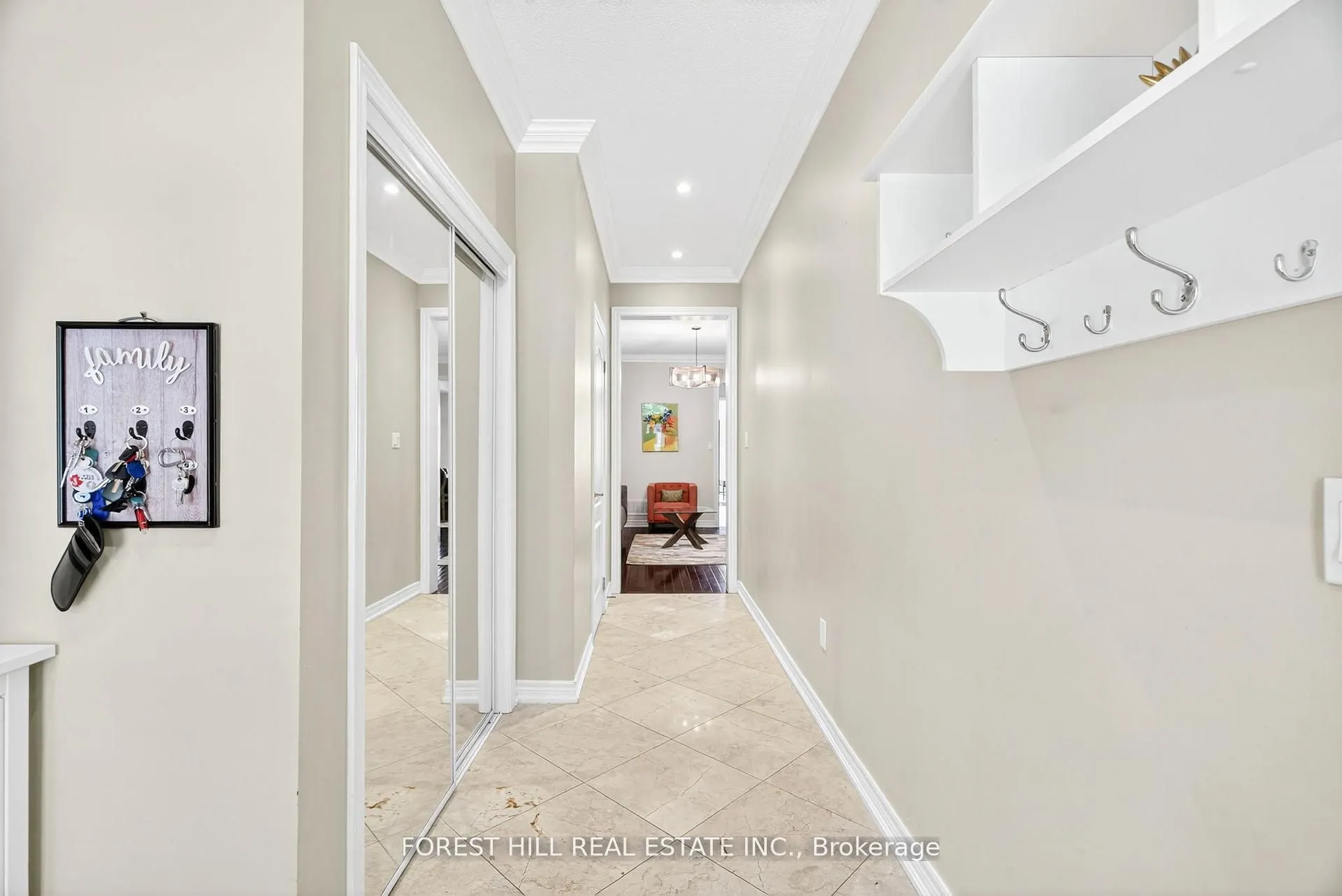 9 Robert Green Crescent