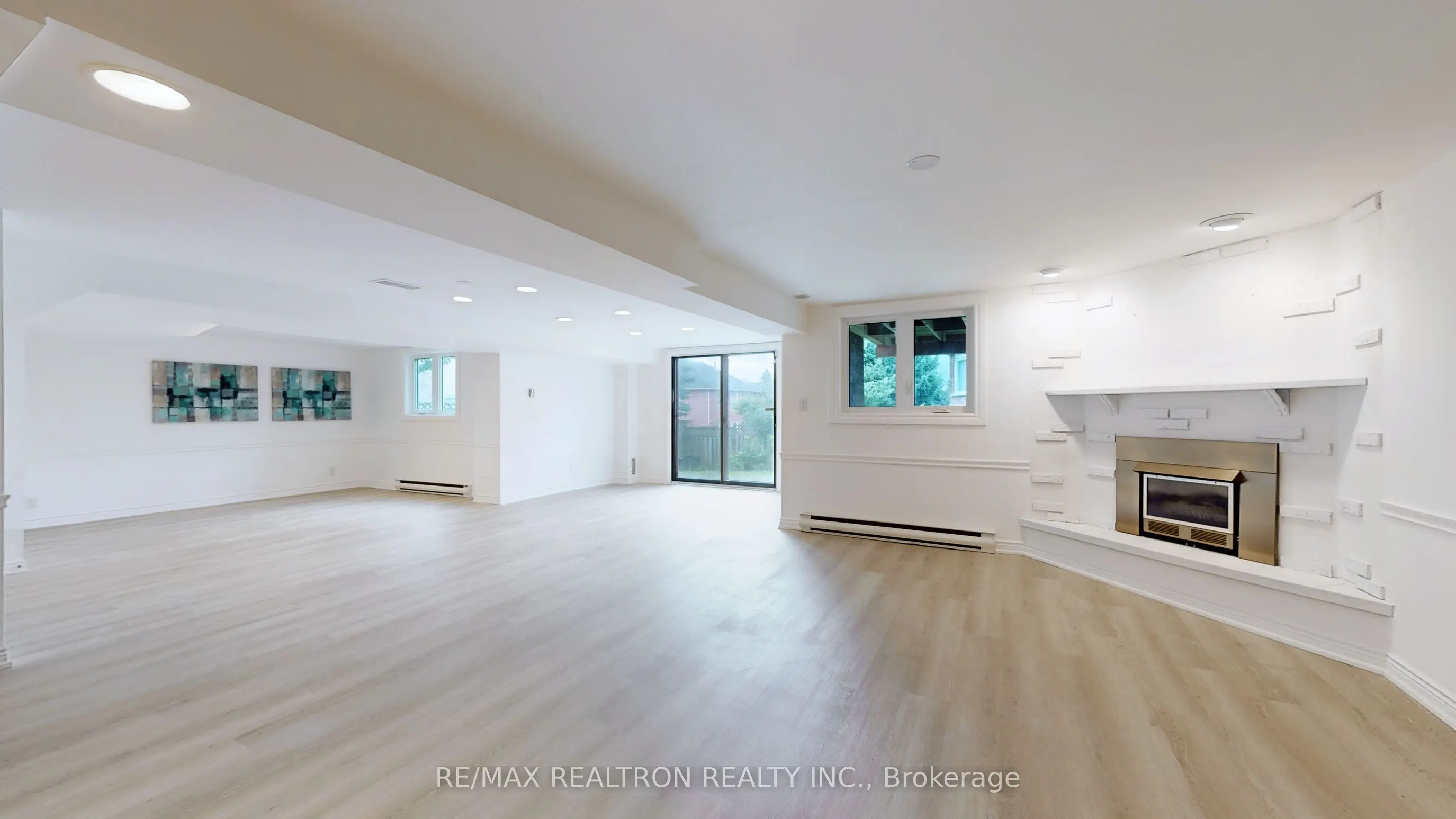 54 Central Park Drive