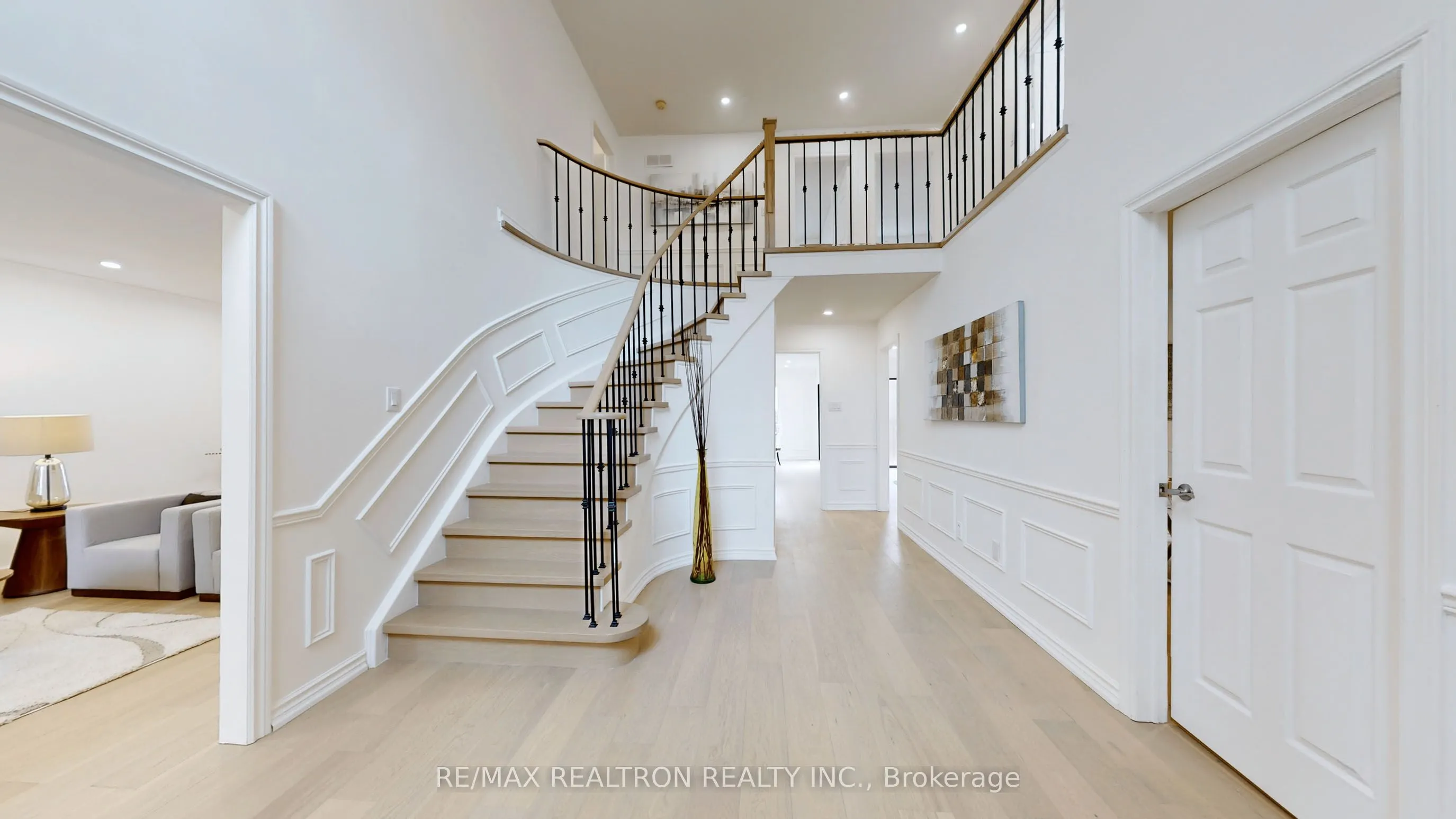 54 Central Park Drive