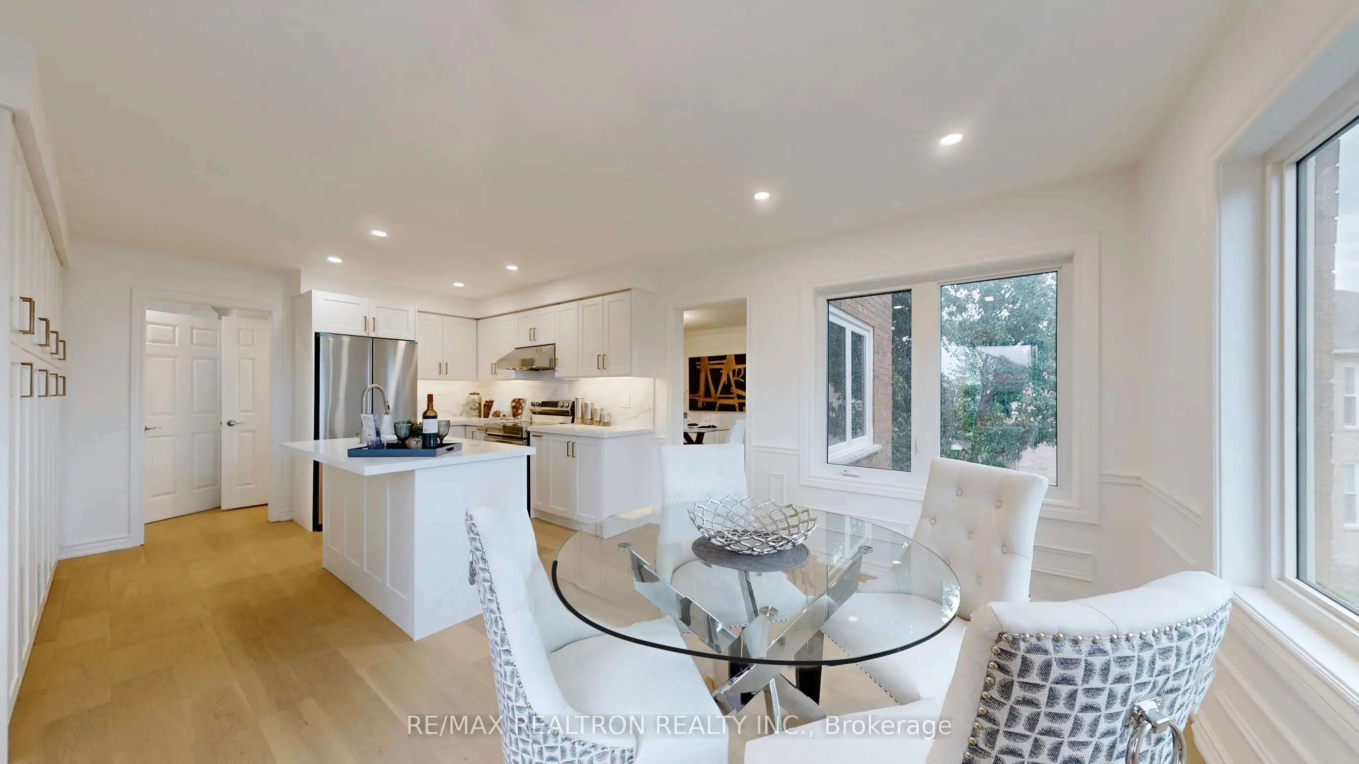 54 Central Park Drive