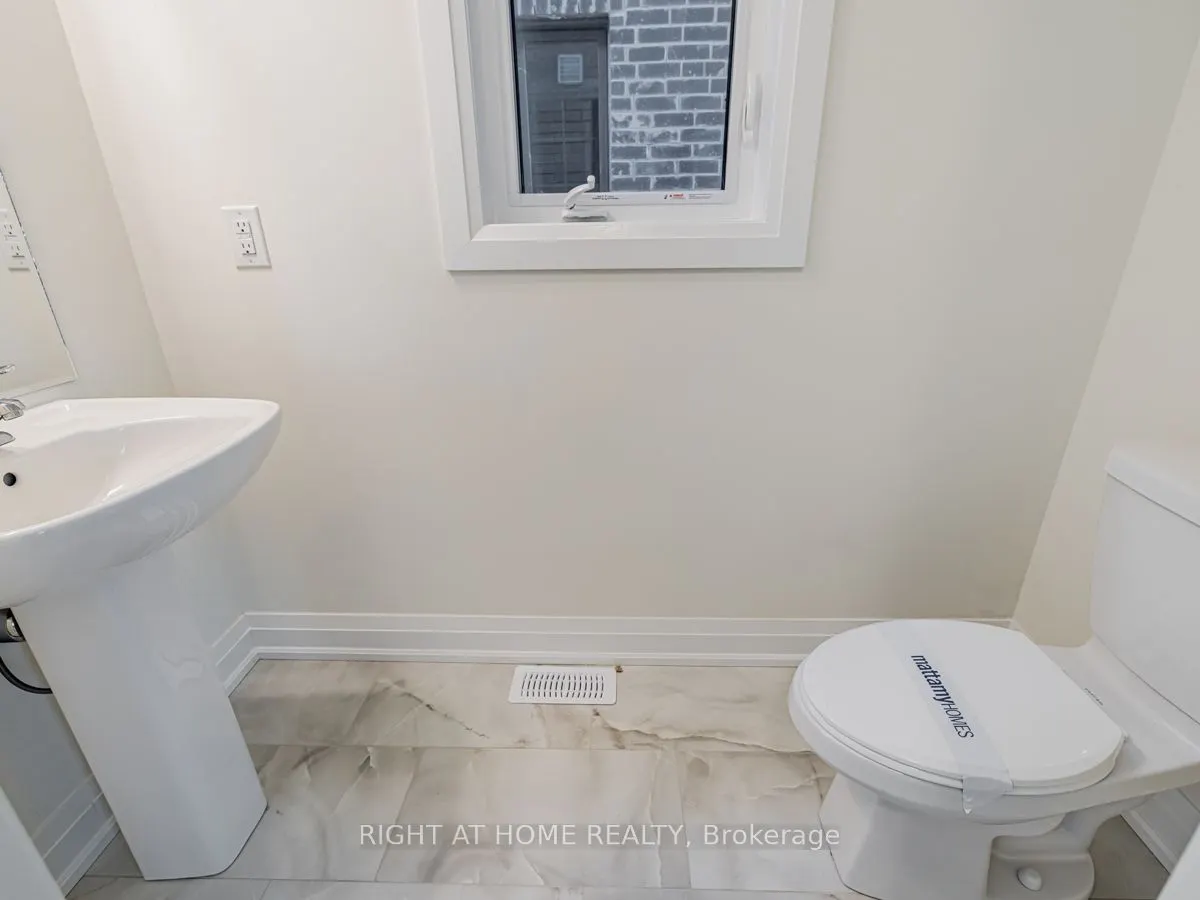 225 Beaverbrae Drive