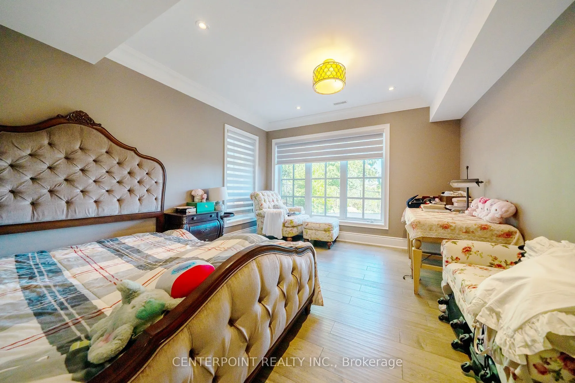 190 Angus Glen Boulevard